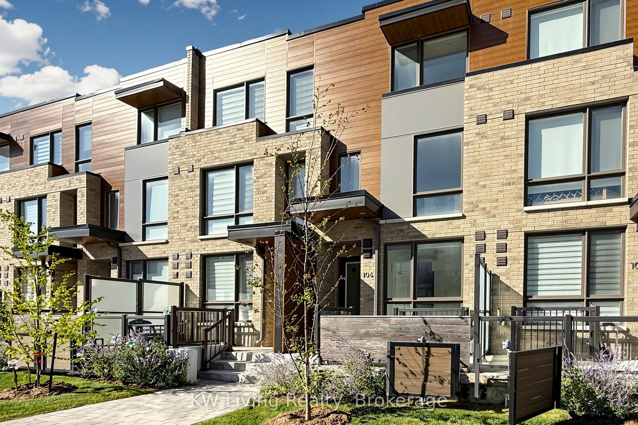 Unit Upper - 106 Green Gardens Boulevard, North York 2