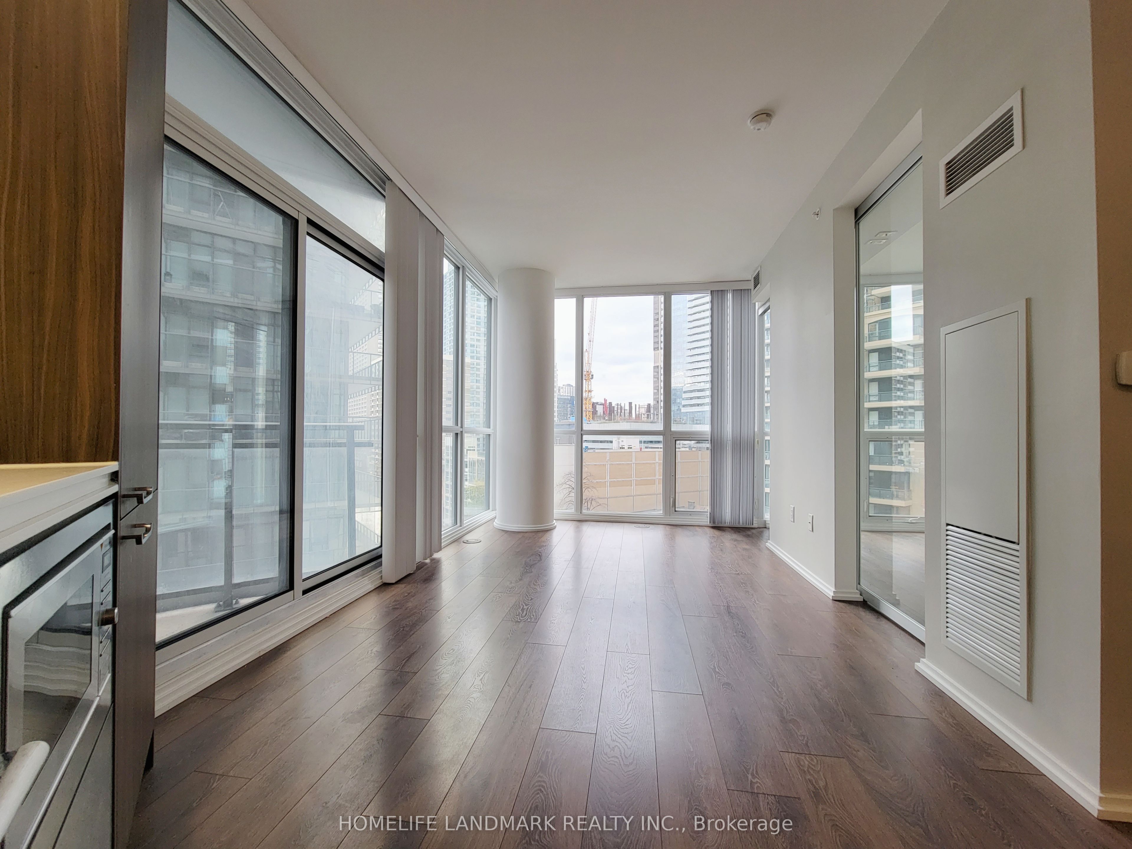 Unit 906 - 45 Charles Street E, Toronto 4