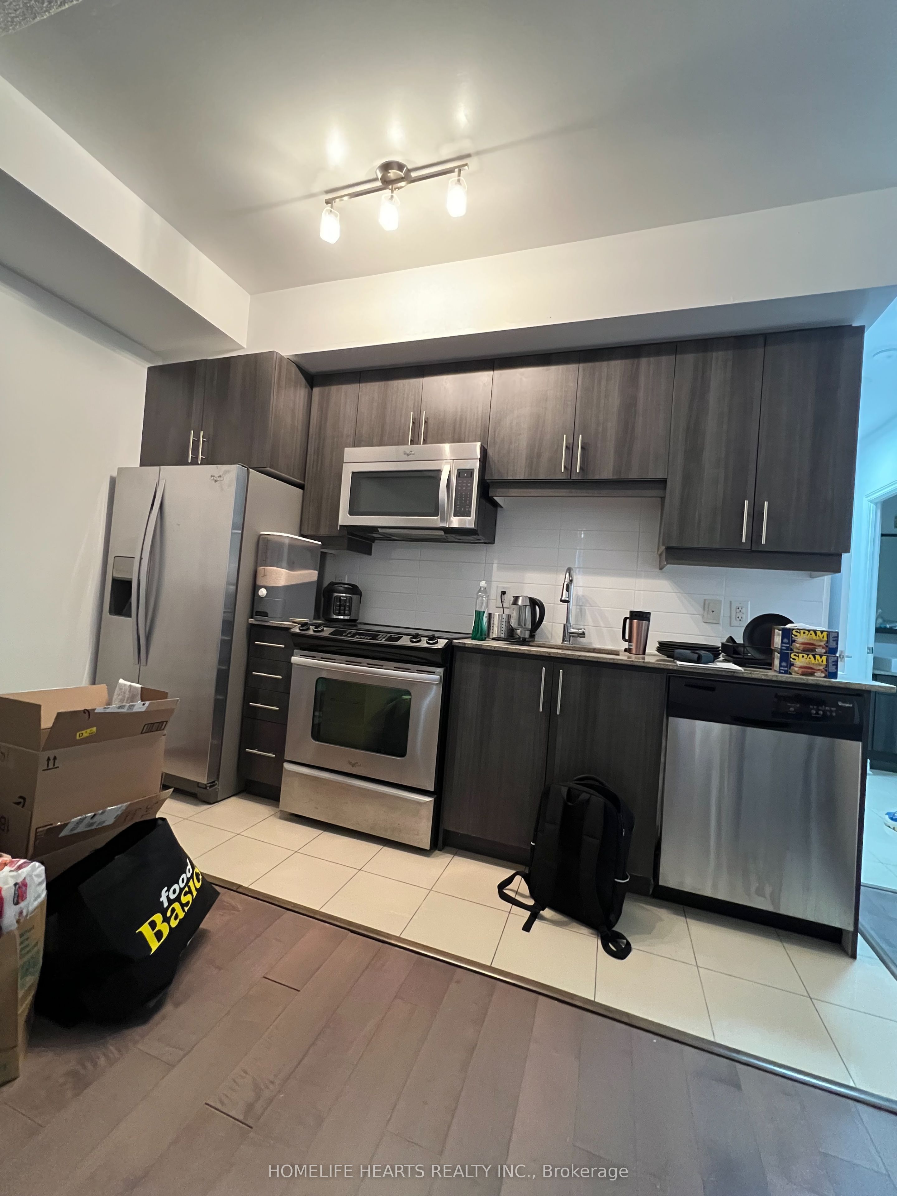 Unit 301 - 2756 Old Leslie Street, North York 5