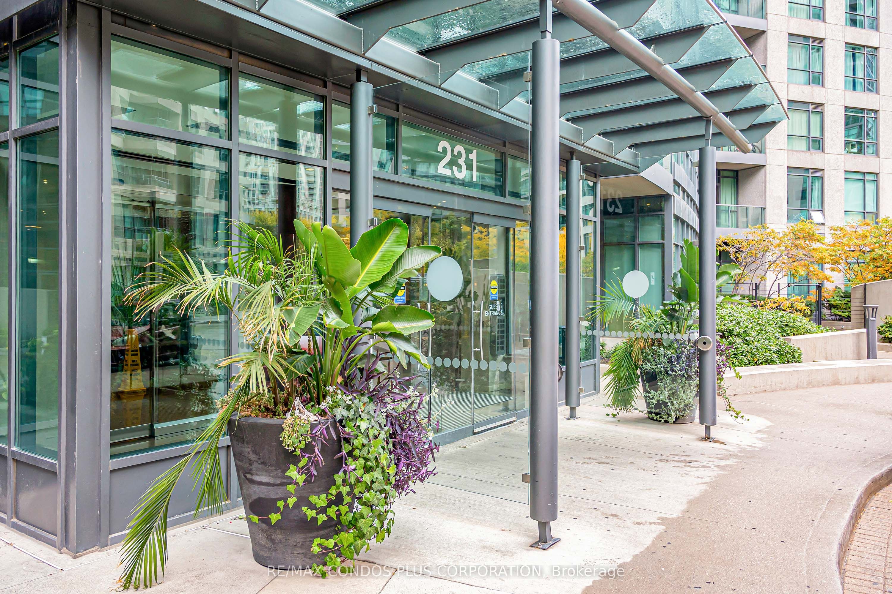 Unit 1609 - 231 Fort York Boulevard, Toronto 3