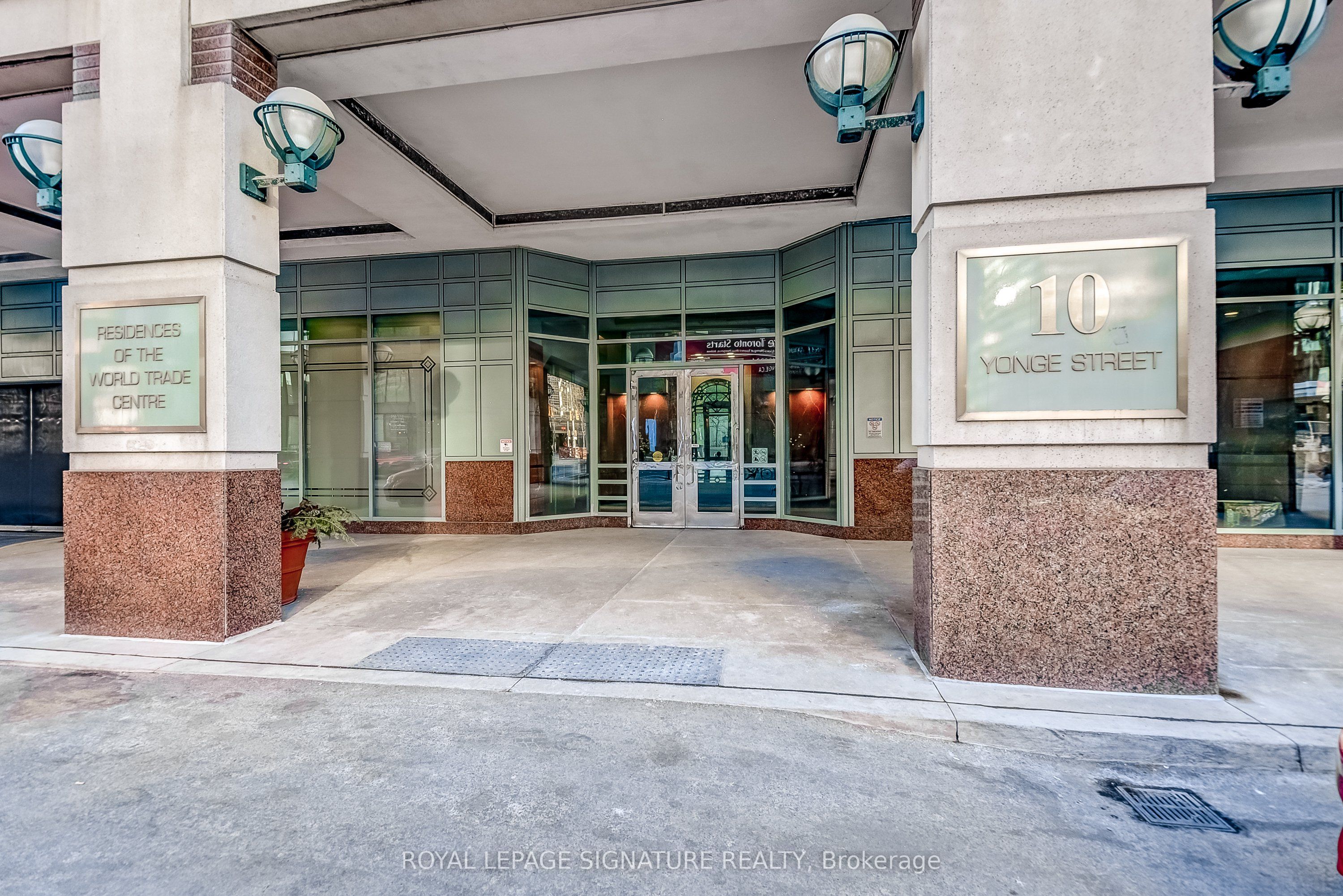 Unit 3111 - 10 Yonge Street, Toronto 2