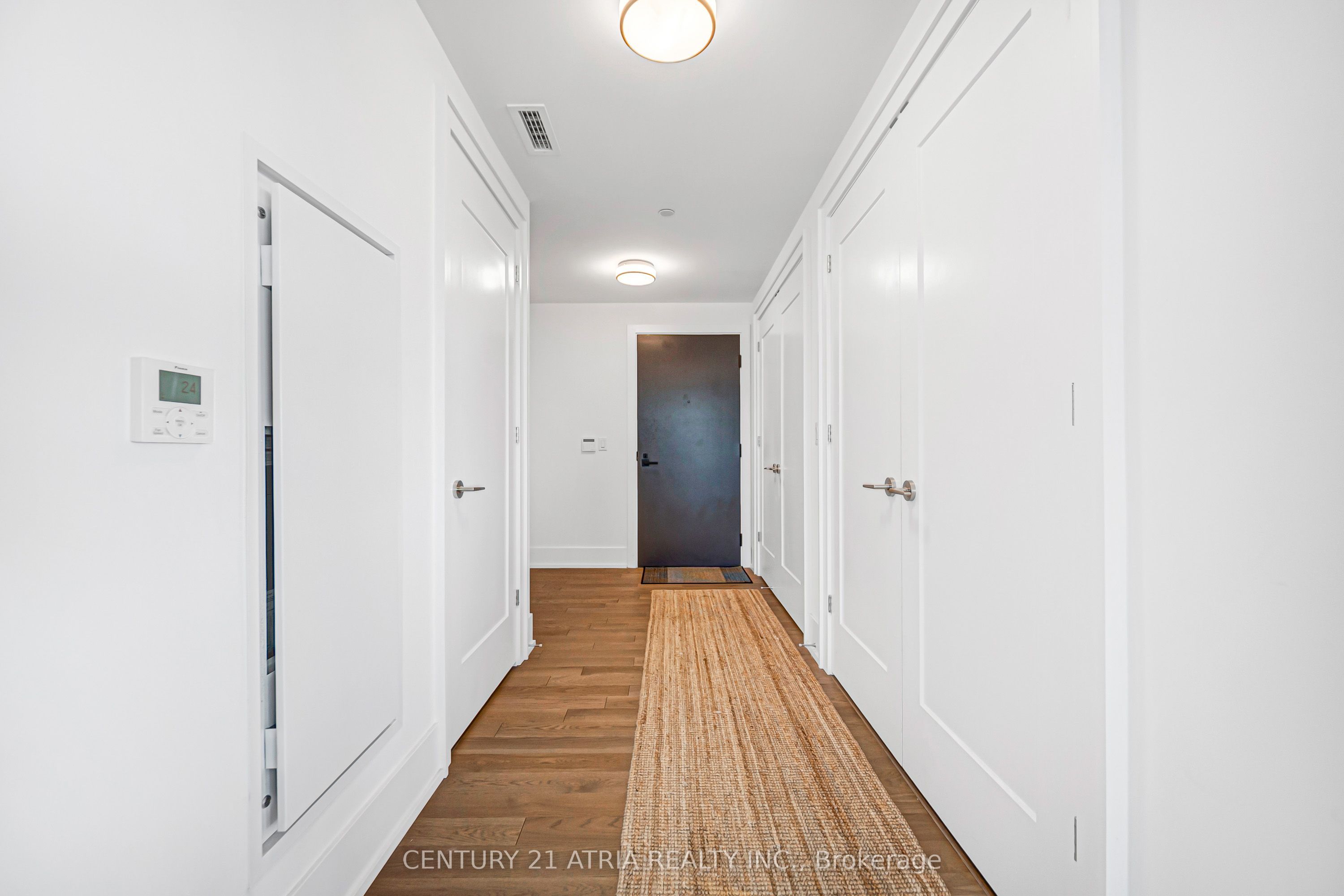 Unit 1219 - 25 ADRA GRADO Way, North York 3