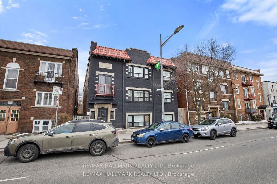 Unit 4 - 595 St Clair Avenue W, Toronto 2