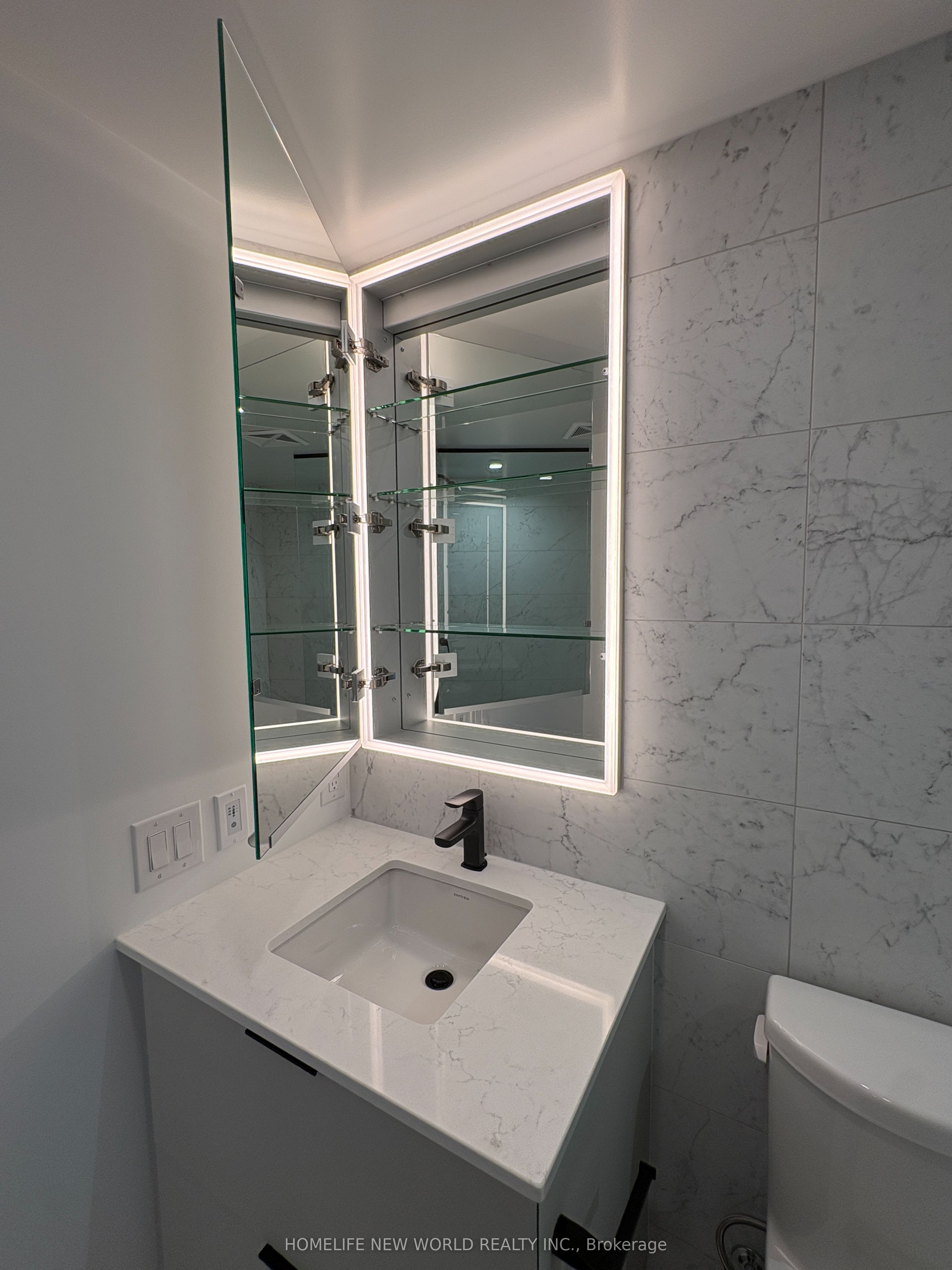 Unit 1009 - 609 Sherbourne Street, Toronto 2