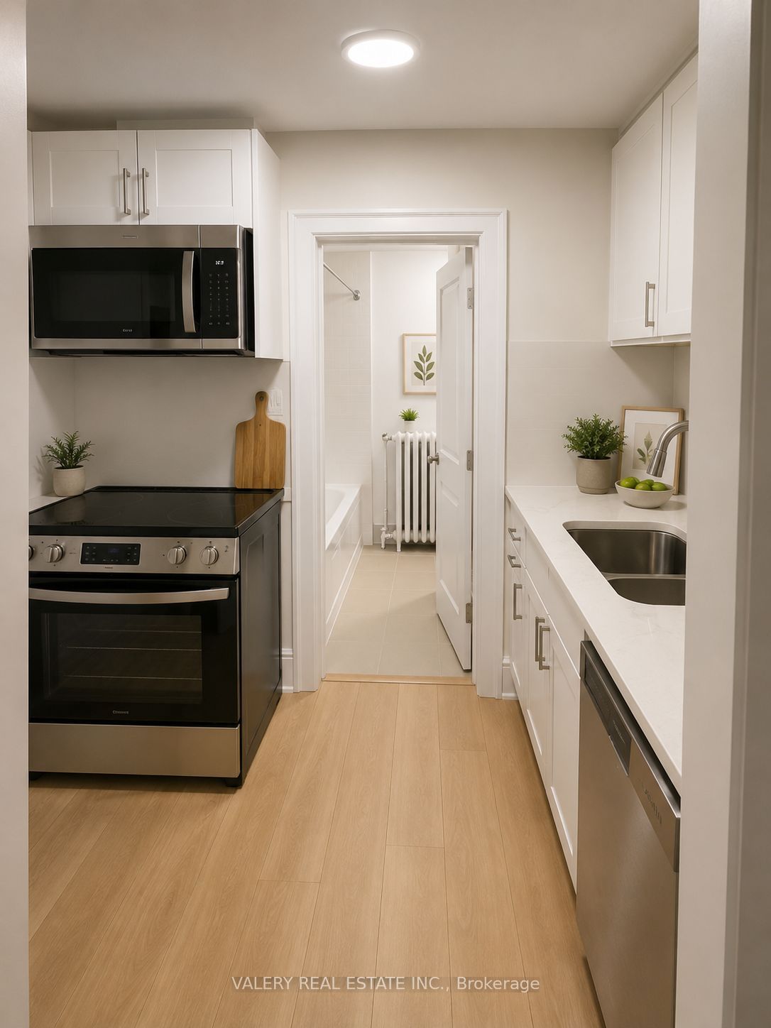 Unit 7 - 2402 Queen Street E, Scarborough 2
