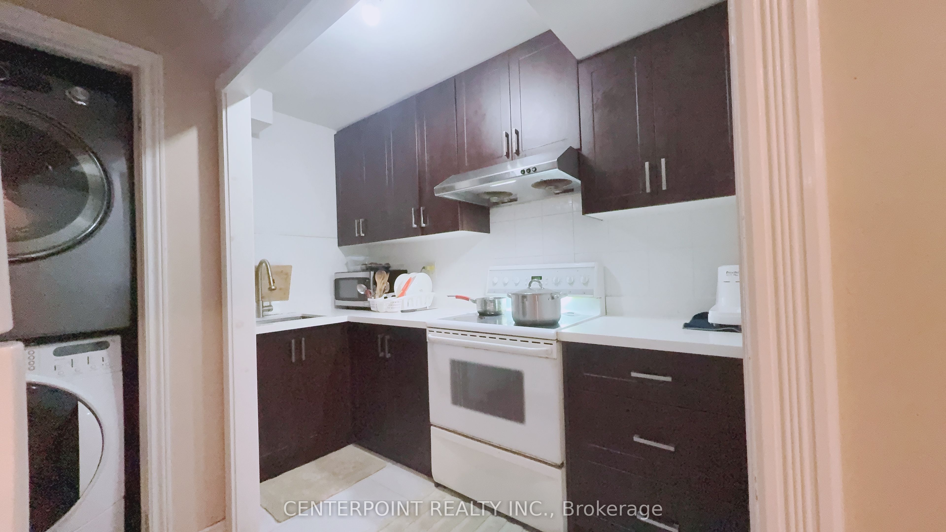 724 Hillcrest Road, Pickering 5