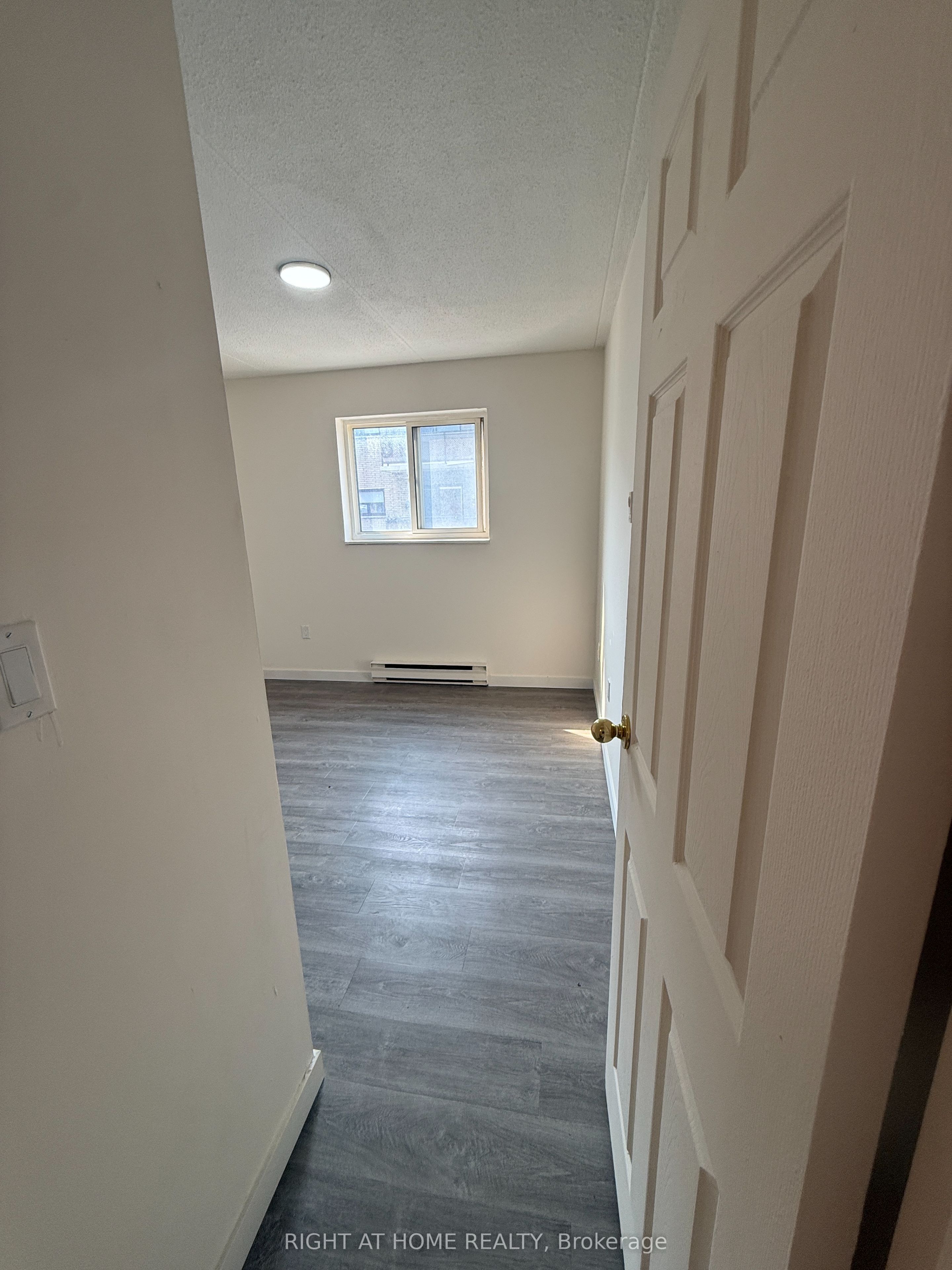 Unit 205 - 555 Oxford Street, Oshawa 5