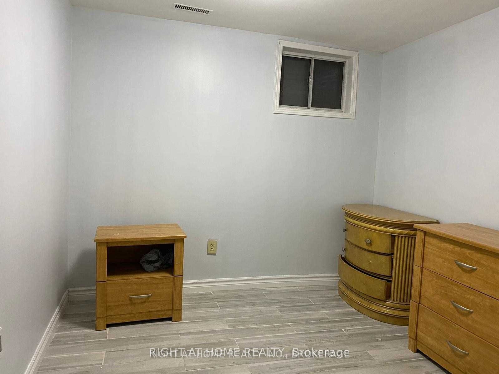 Unit Bsmt - 18 Big Red Avenue, Scarborough 5