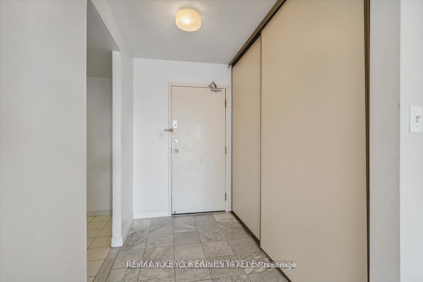 Unit 511 - 225 Bamburgh Circle, Scarborough 3