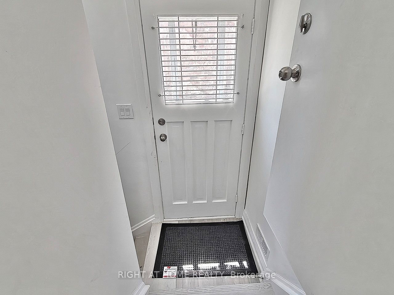 Unit Lower Level - 92 Cadillac Avenue S, Oshawa 5