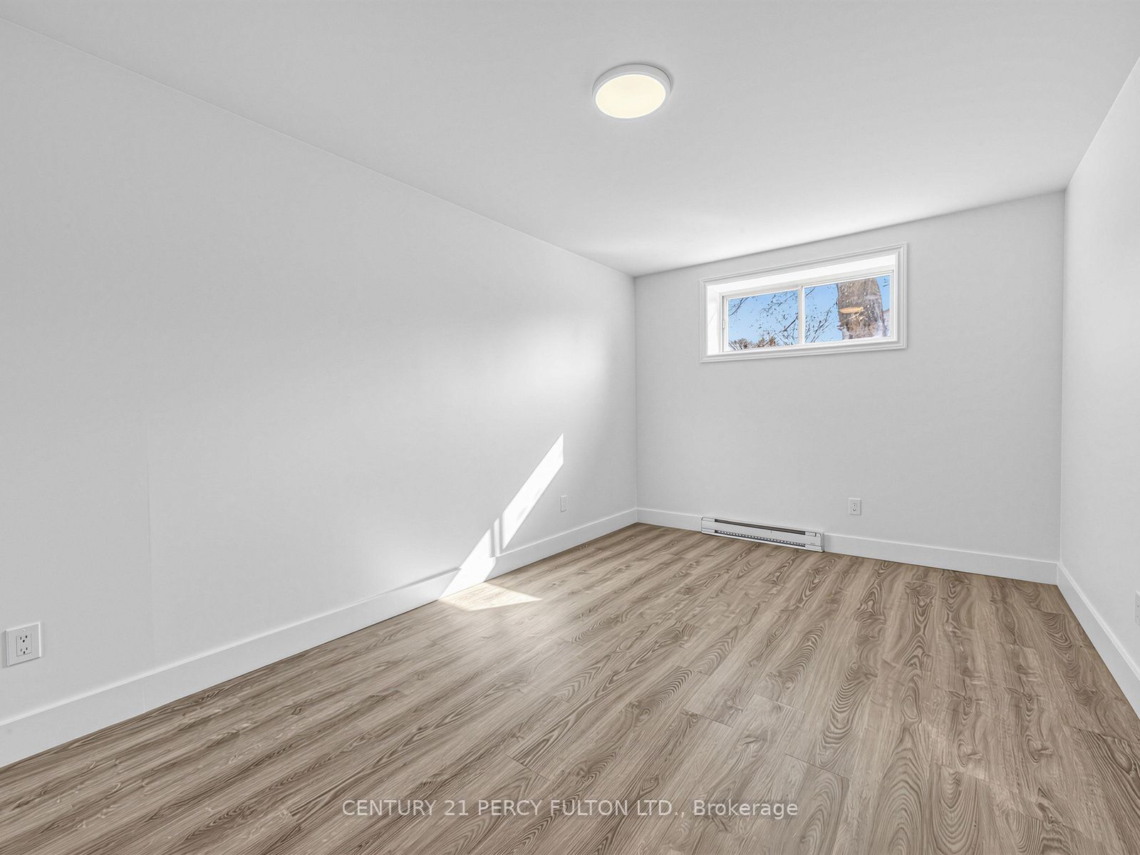 Unit 11 - 200 Garden Street, Whitby 5