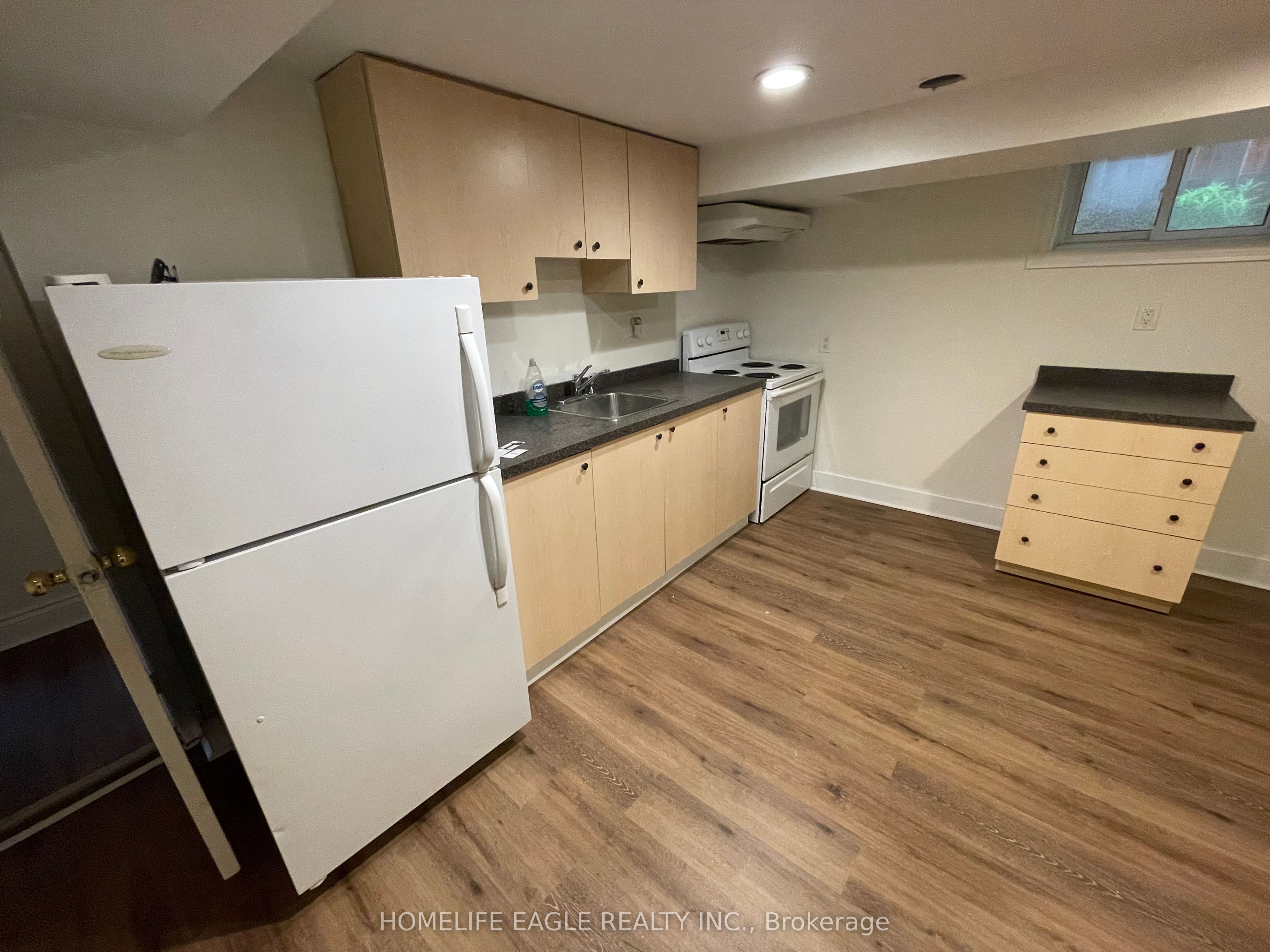 Unit Lower Level - 1277 Broadview Avenue, Toronto 4