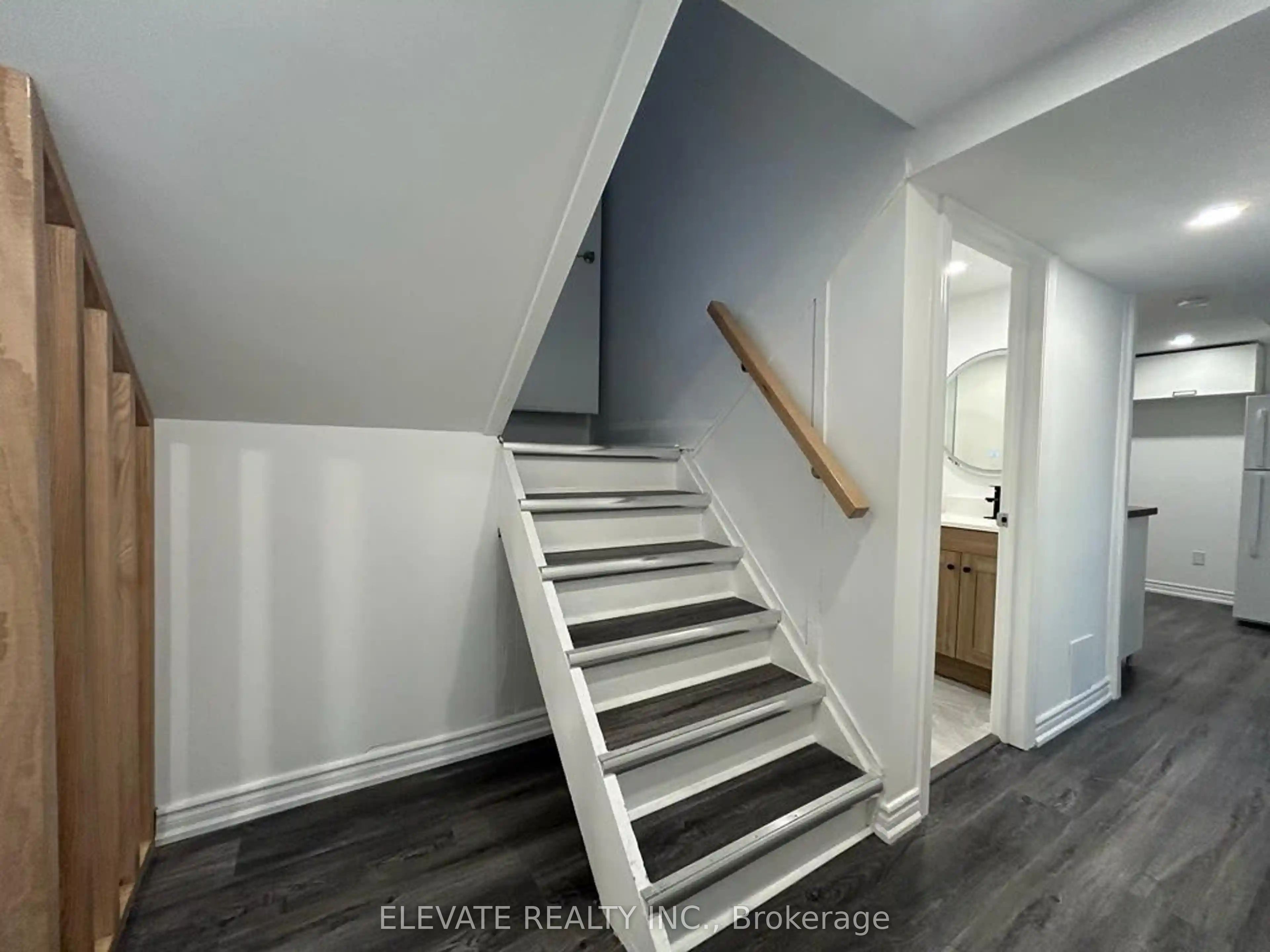 Unit B - 5 Hollydene Road, Scarborough 5
