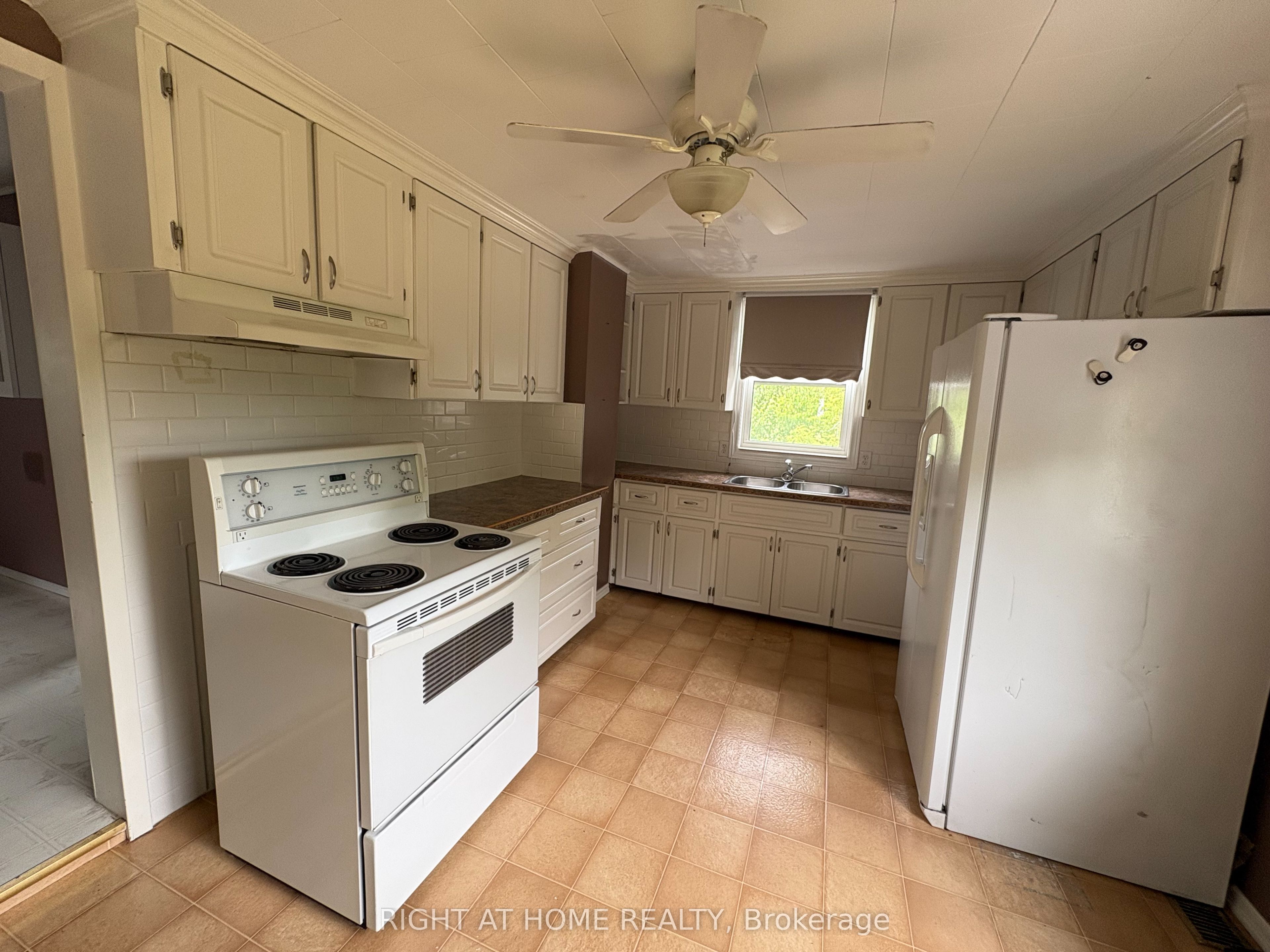 2591 Trulls Road, Clarington 5