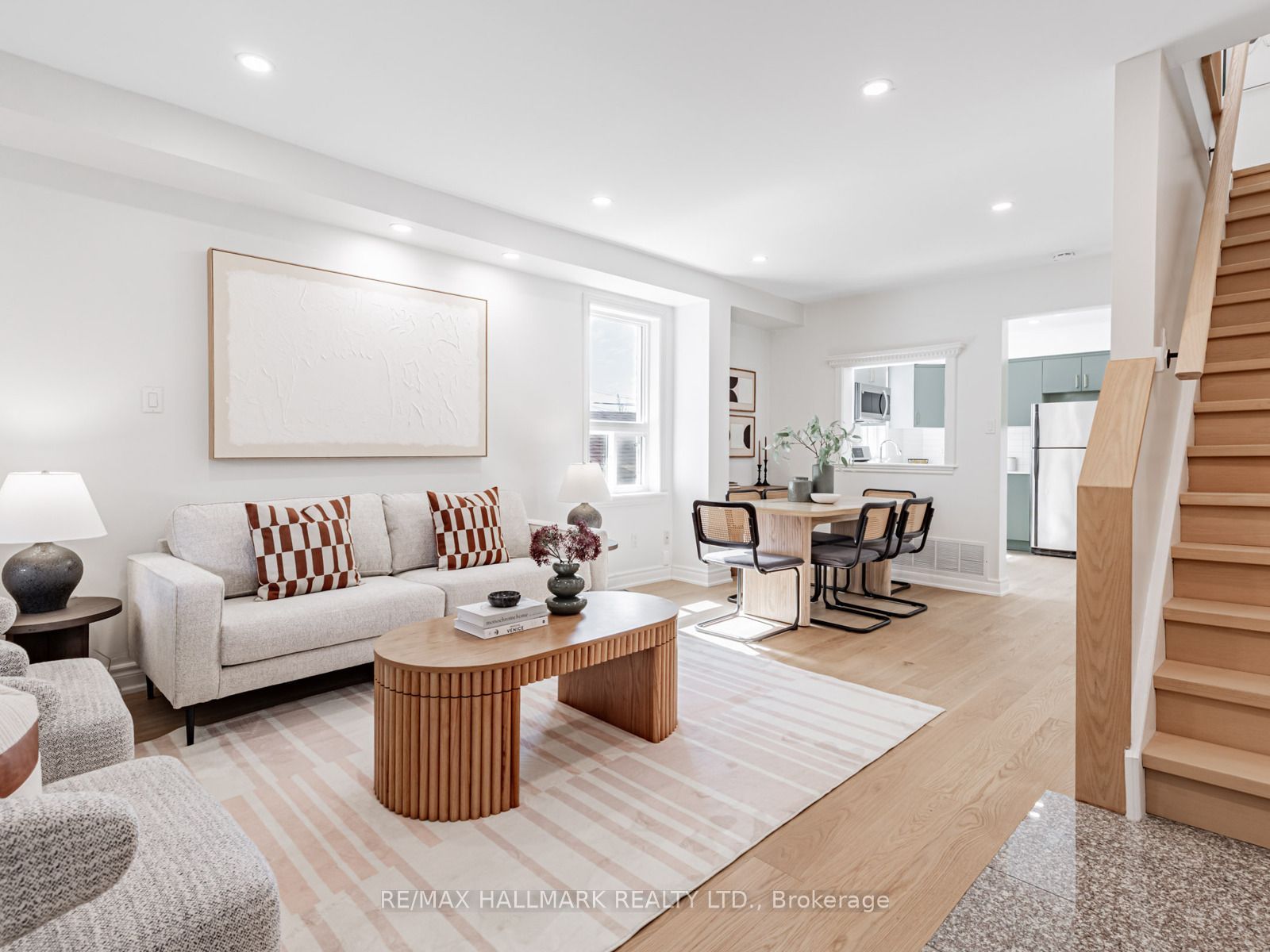 Unit Main - 8 Redwood Avenue, Toronto 3