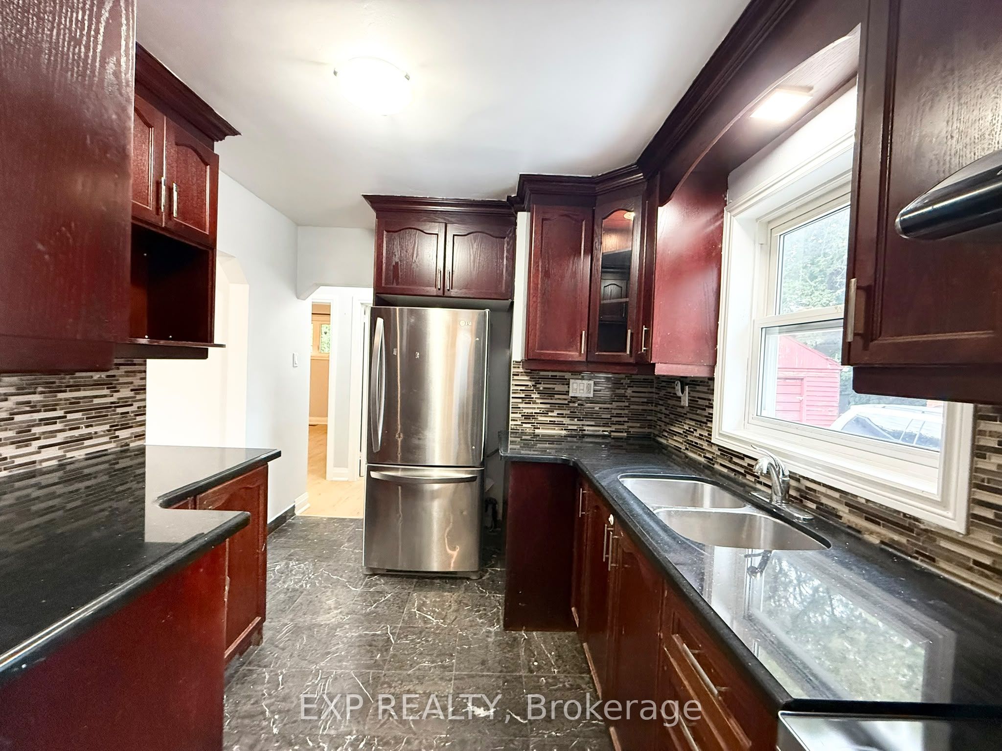 28 Seminole Avenue, Scarborough 3