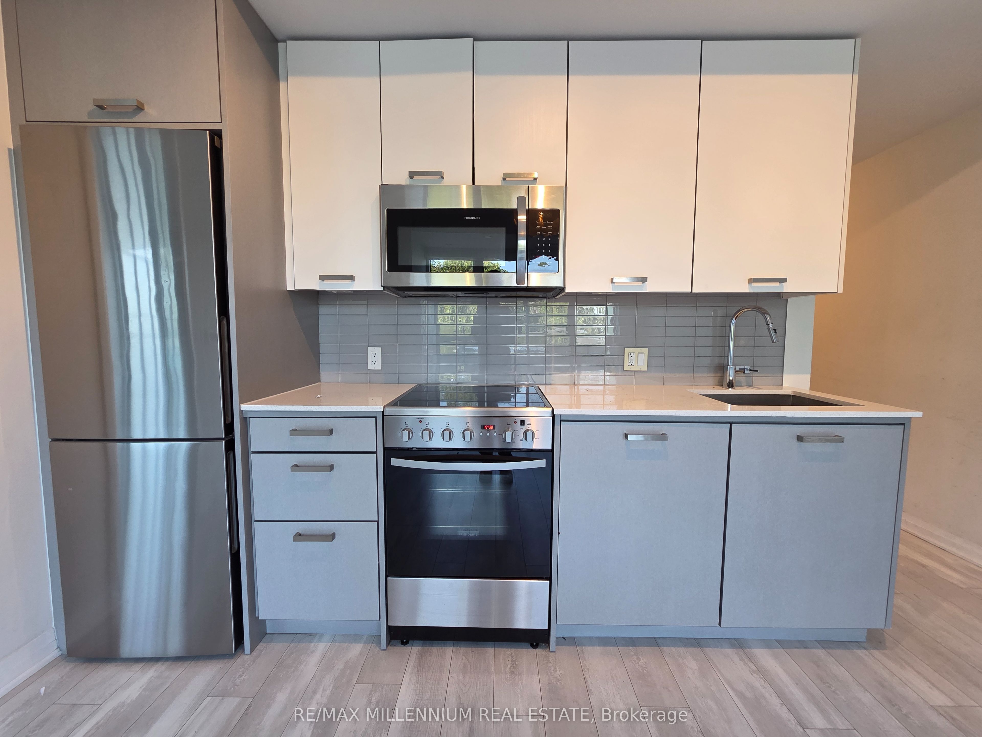 Unit 608 - 1630 Queen Street E, Toronto 2