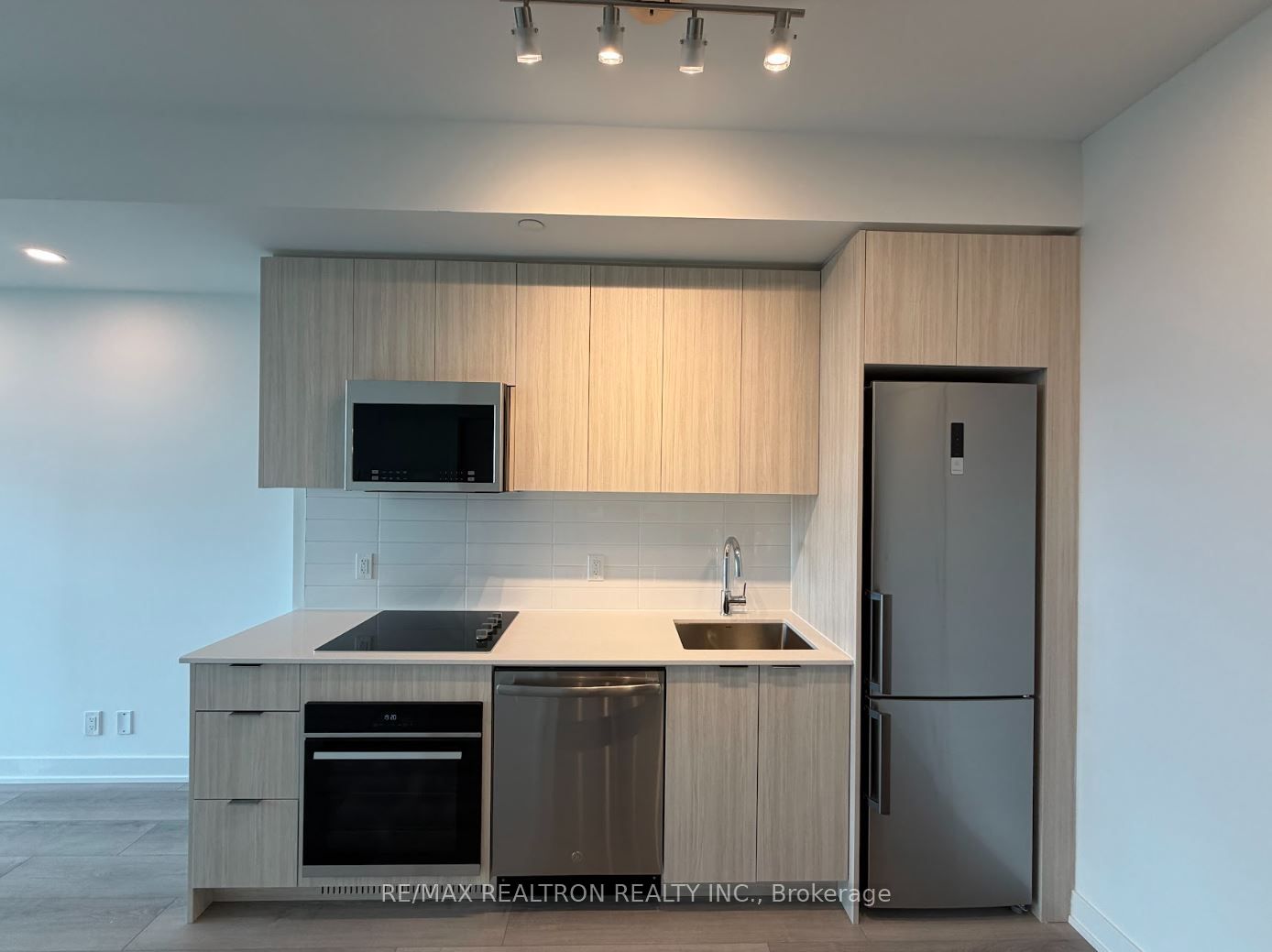 Unit 516 - 20 Deans Drive, Scarborough 4
