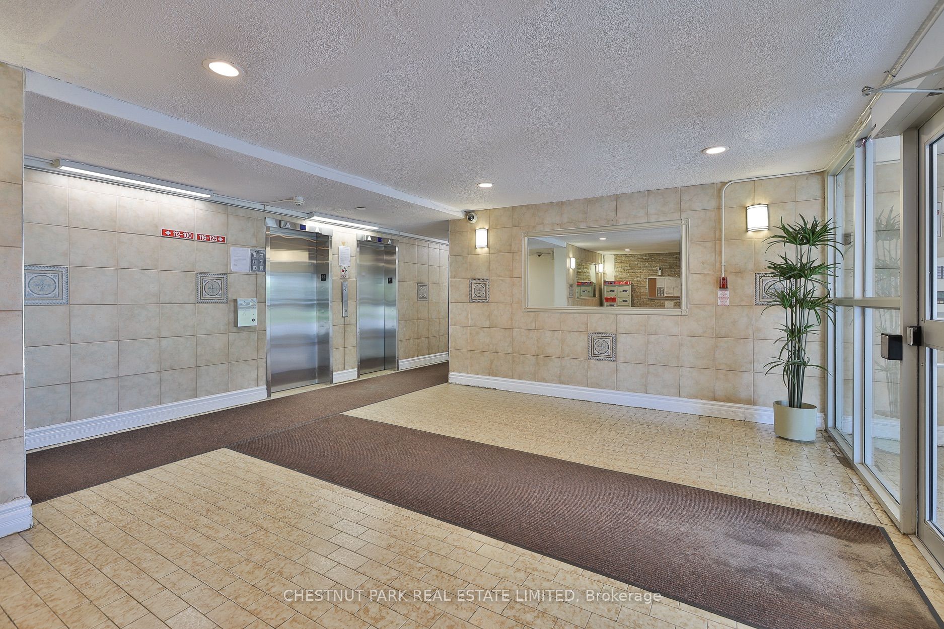 Unit 425 - 888 Glen Street, Oshawa 2