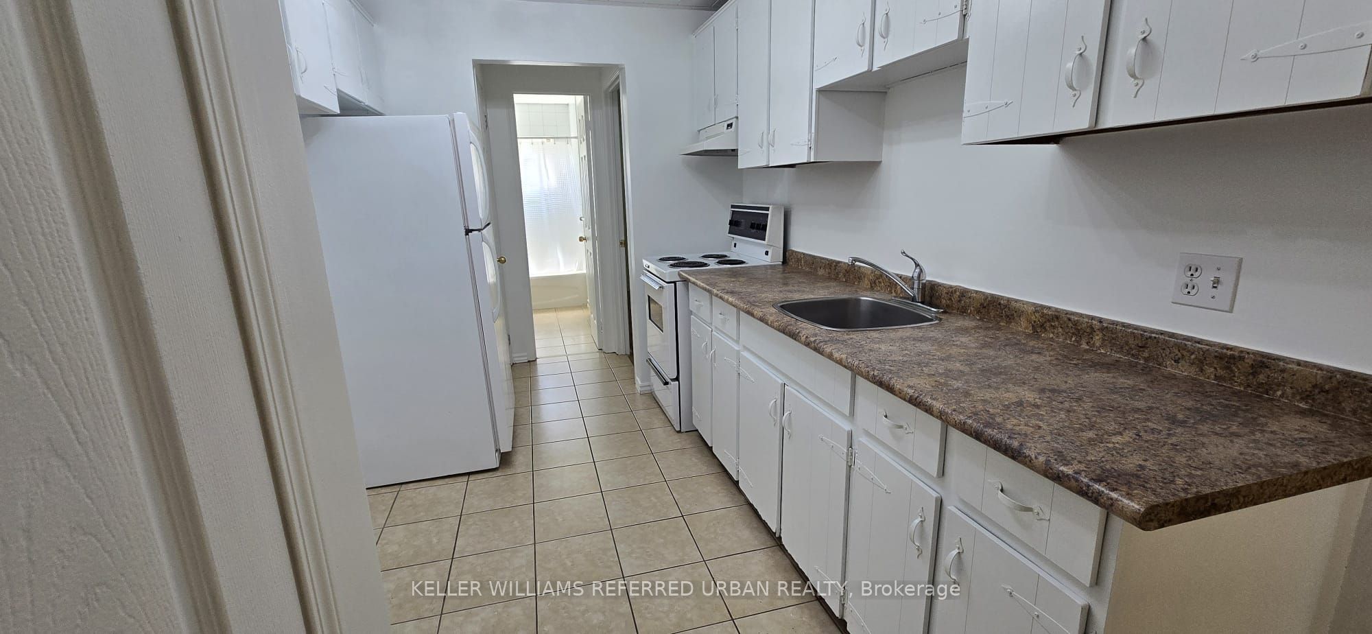 Unit 6 - 303 Frontenac Avenue, Oshawa 4
