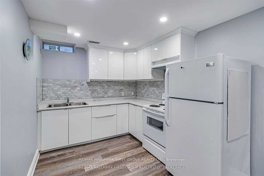 Unit Basement - 55 Buttonshaw Street, Clarington 2