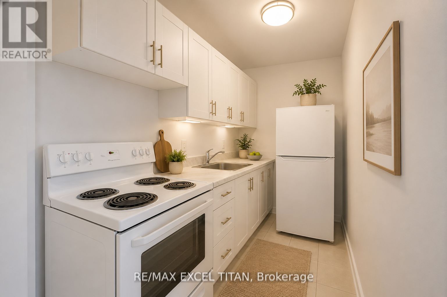 Unit 301 - 165 Cosburn Avenue, Toronto 5