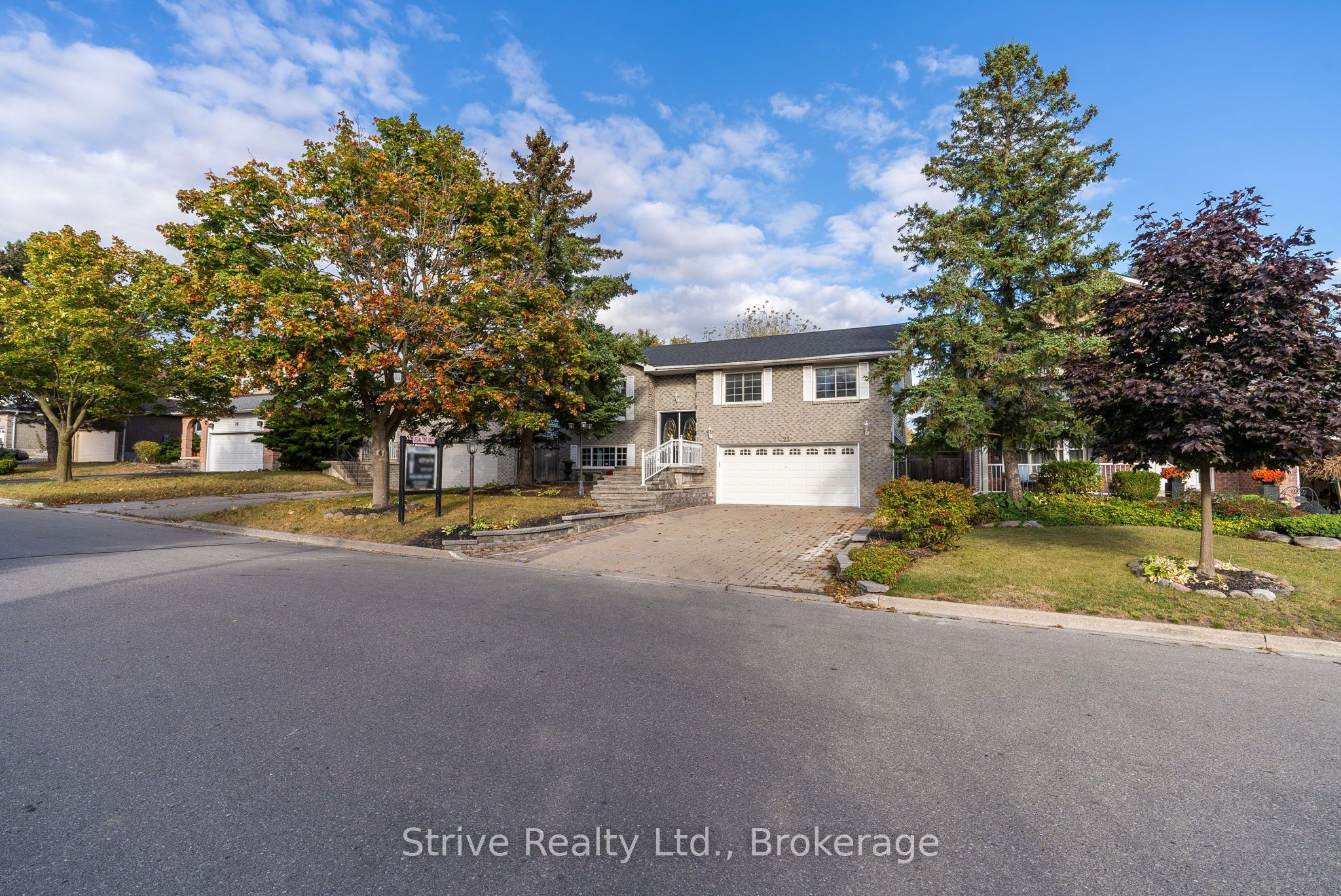 Unit Upper - 23 Cherry Blossom Crescent, Clarington 2