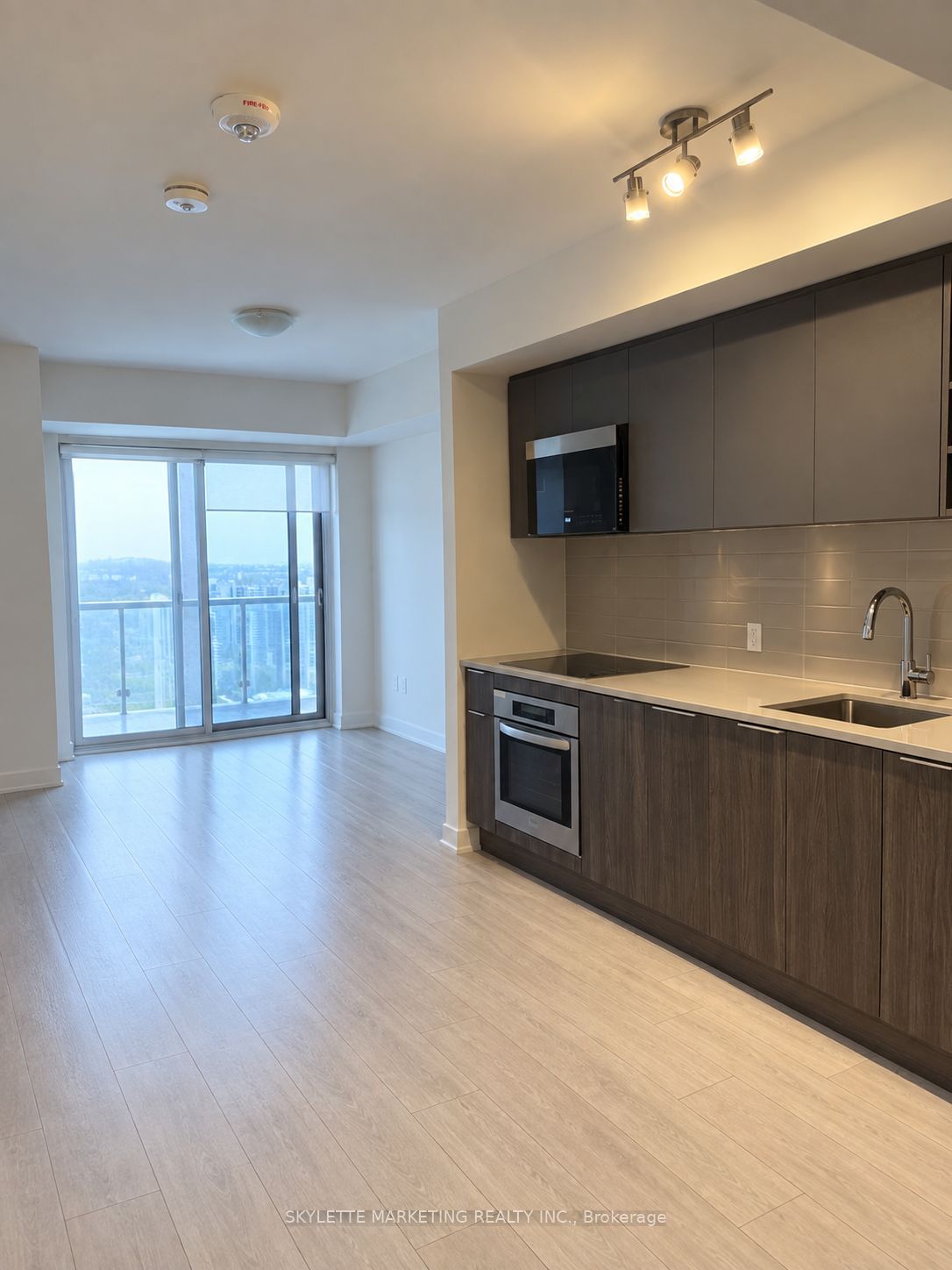 Unit 3020 - 2031 Kennedy Road, Scarborough 2