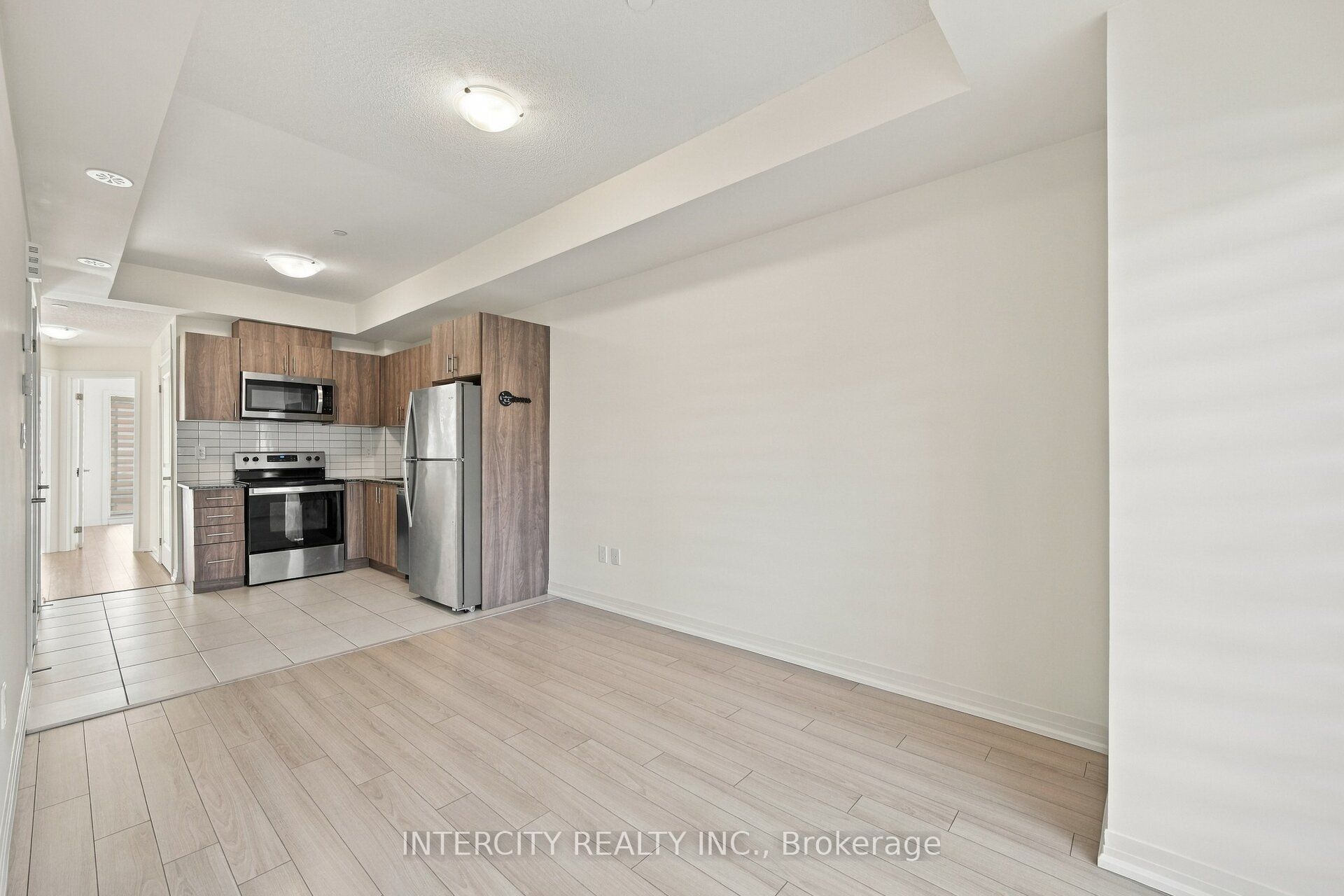 Unit 4 - 235 Mclevin Avenue, Scarborough 5