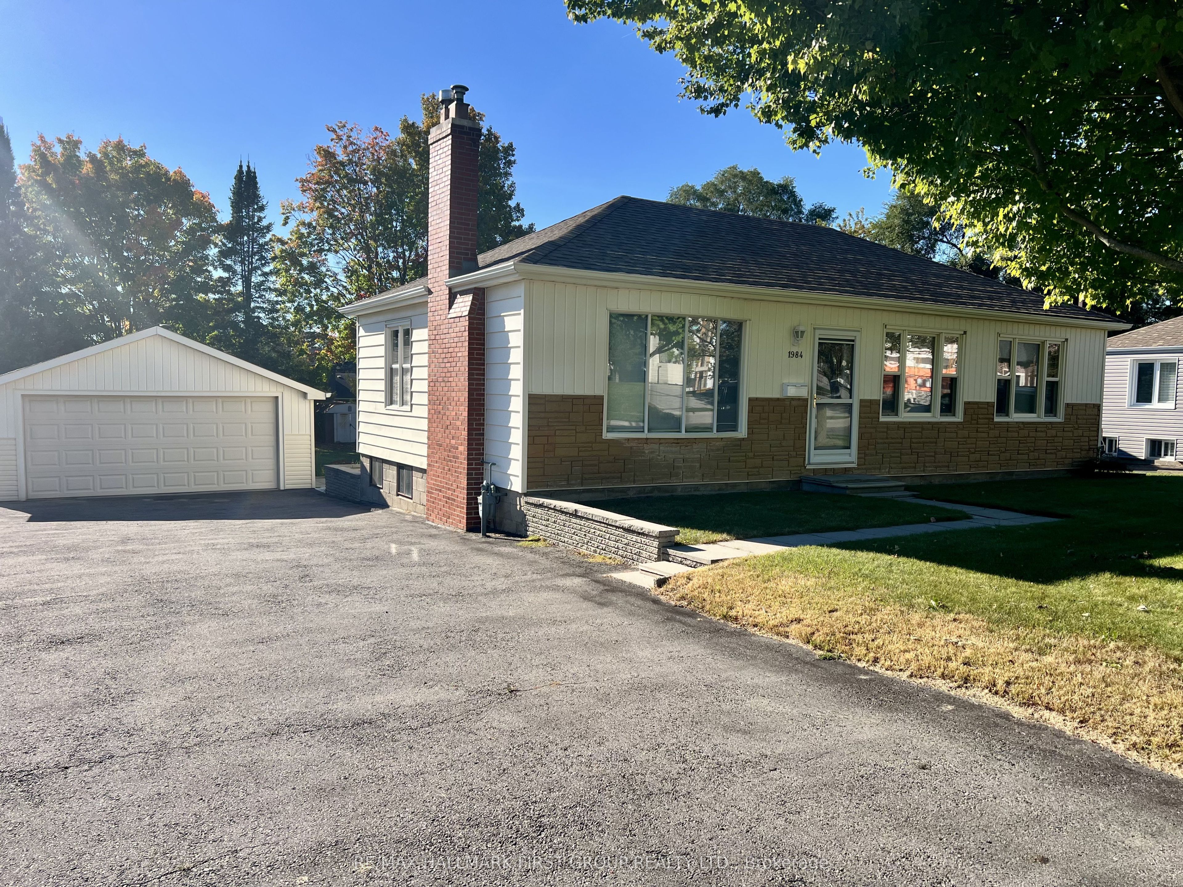 1984 Glendale Drive, Pickering 2