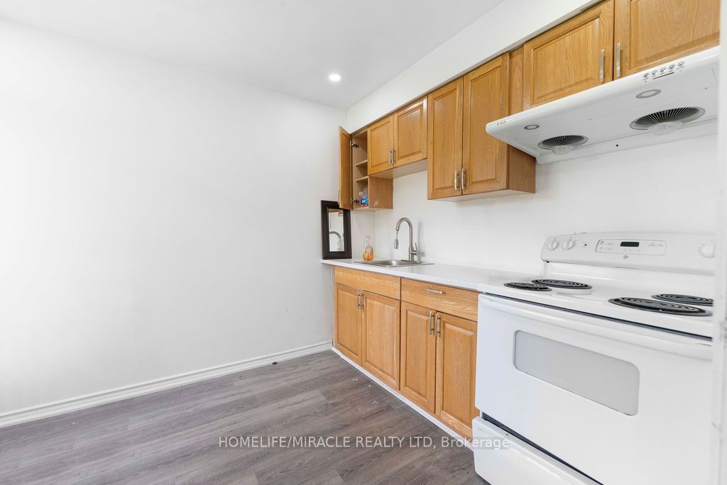 Unit Basement - 2037 Simcoe Street N, Oshawa 5