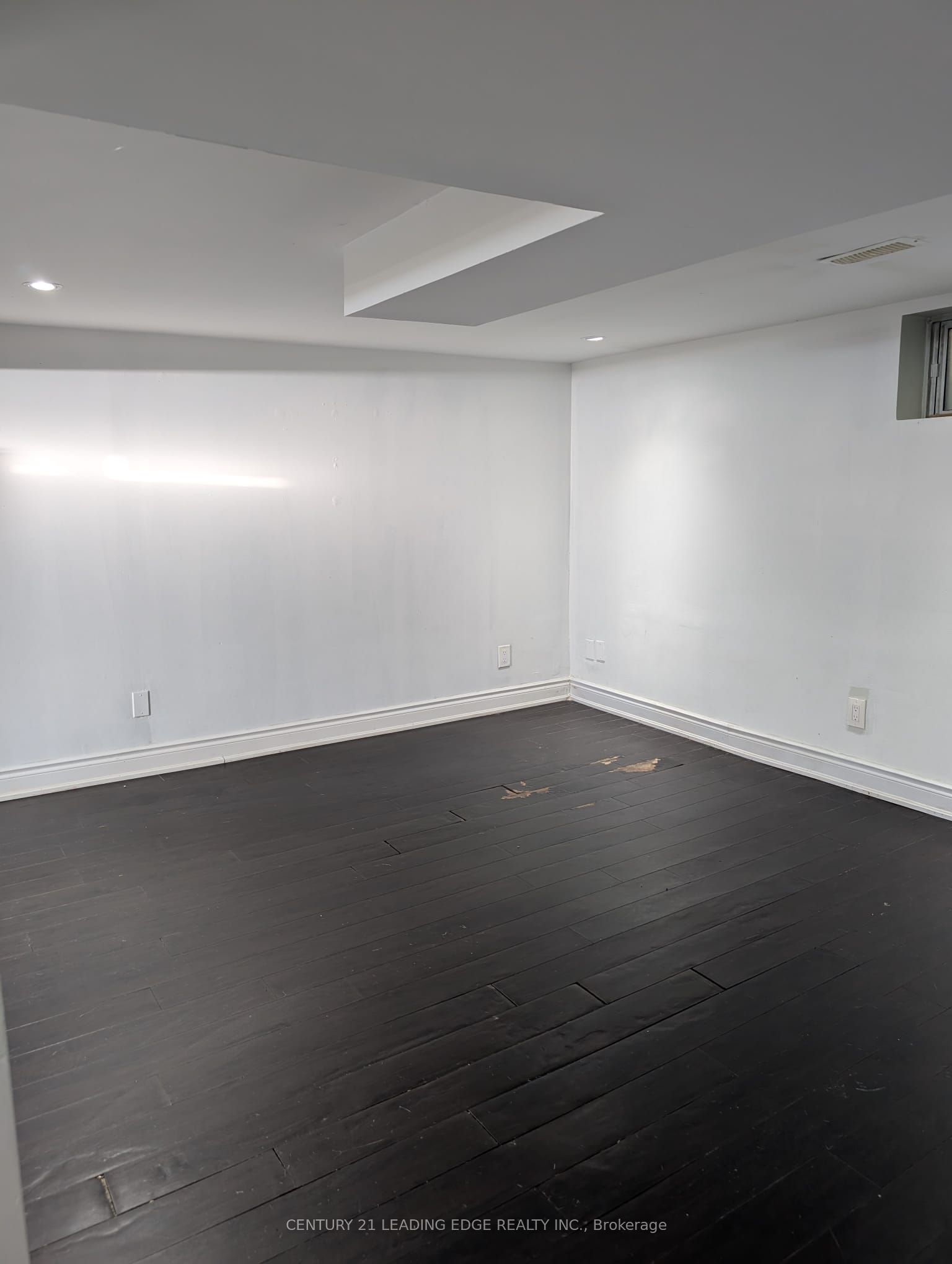 312 Eulalie Avenue, Oshawa 4