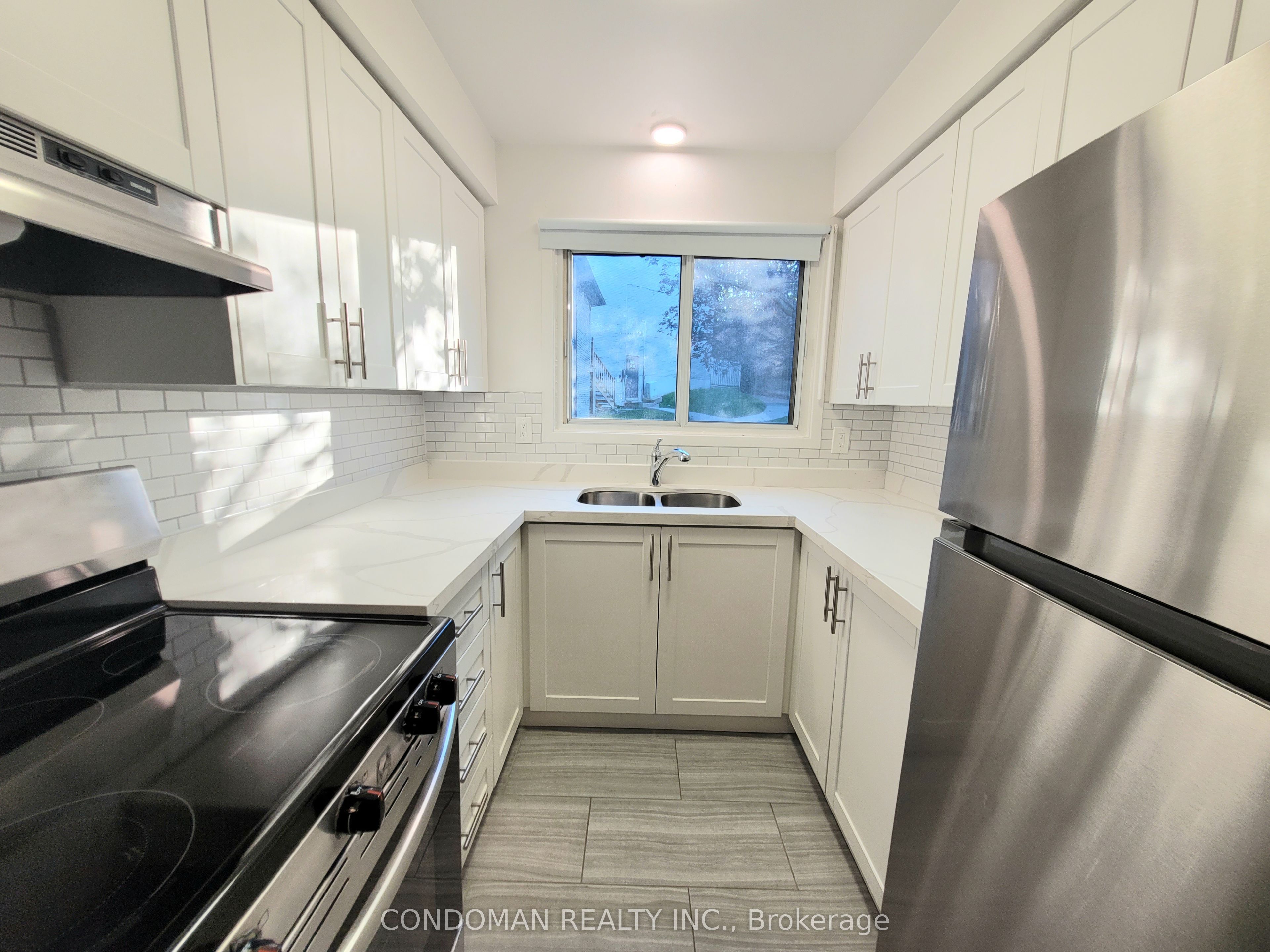 Unit 24 - 477 Dean Avenue, Oshawa 4