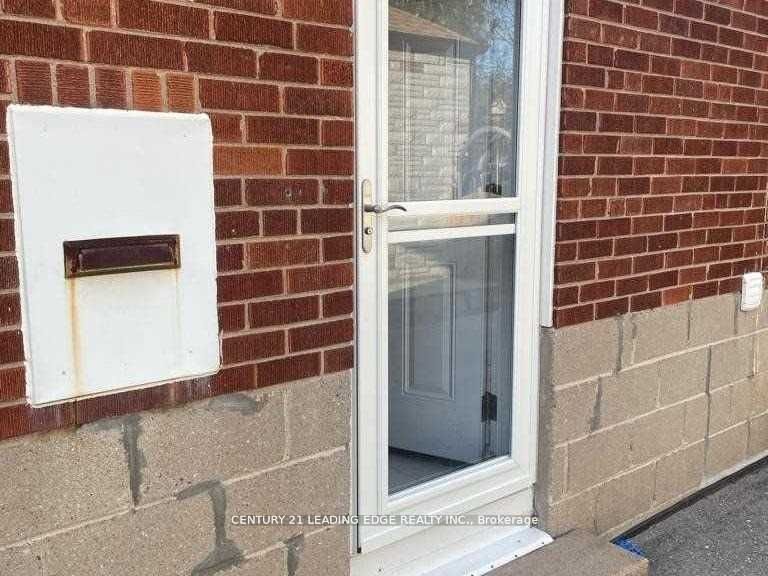 Unit Bsmt - 27 Ionview Drive, Scarborough 2