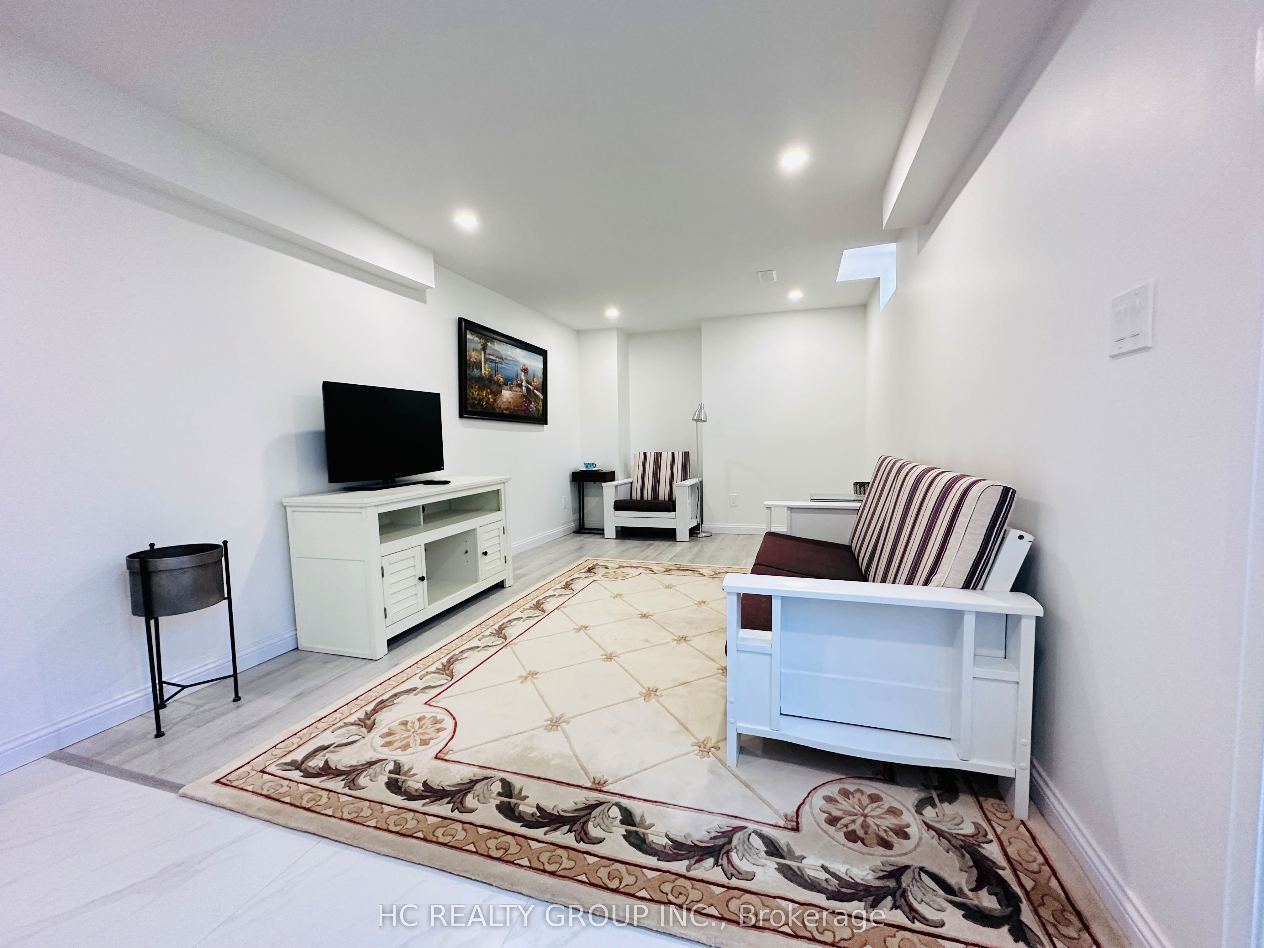 Unit Bsmt Apt B - 68 Marbrook Street, Richmond Hill 3