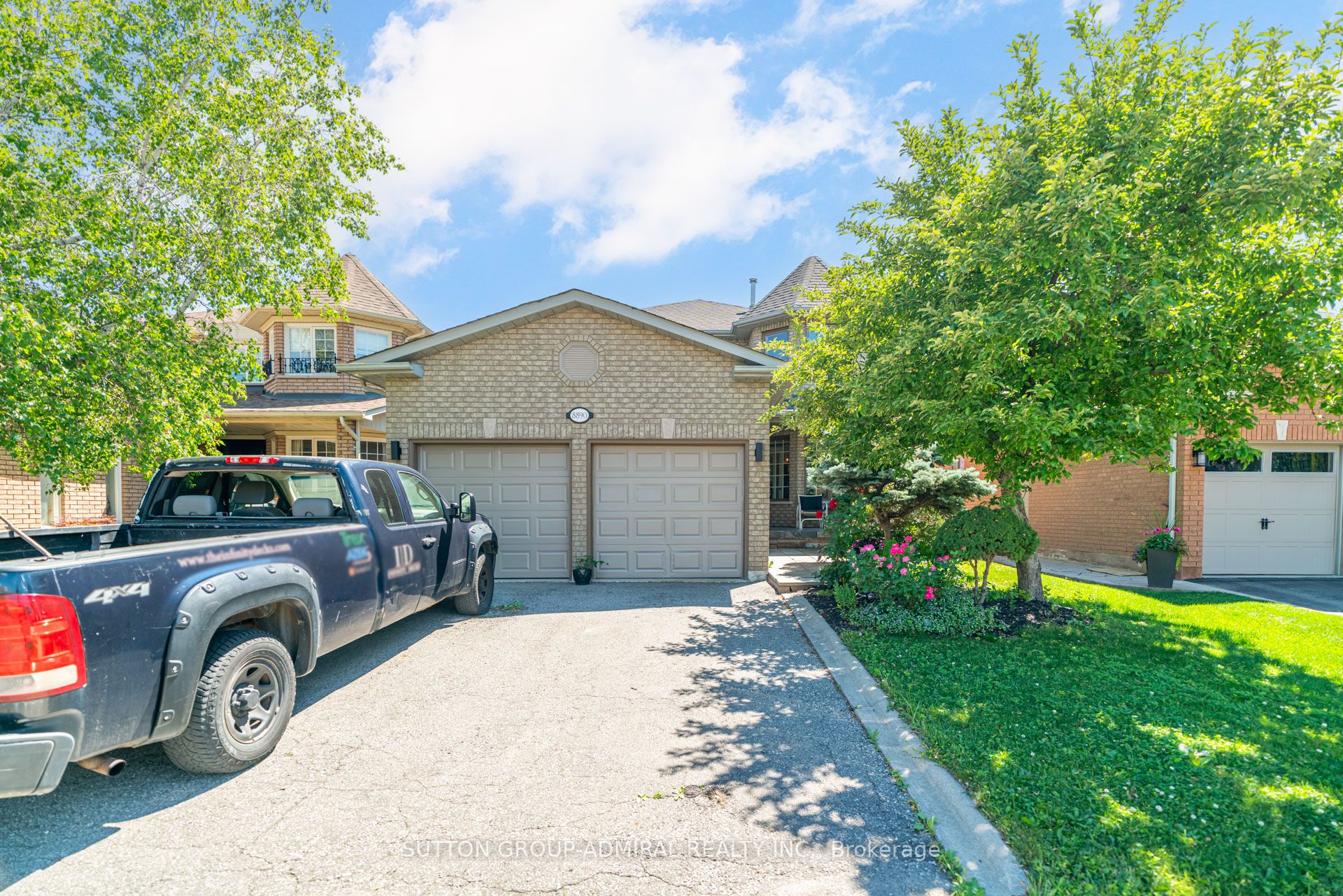 8890 Martin Grove Road, Vaughan 5