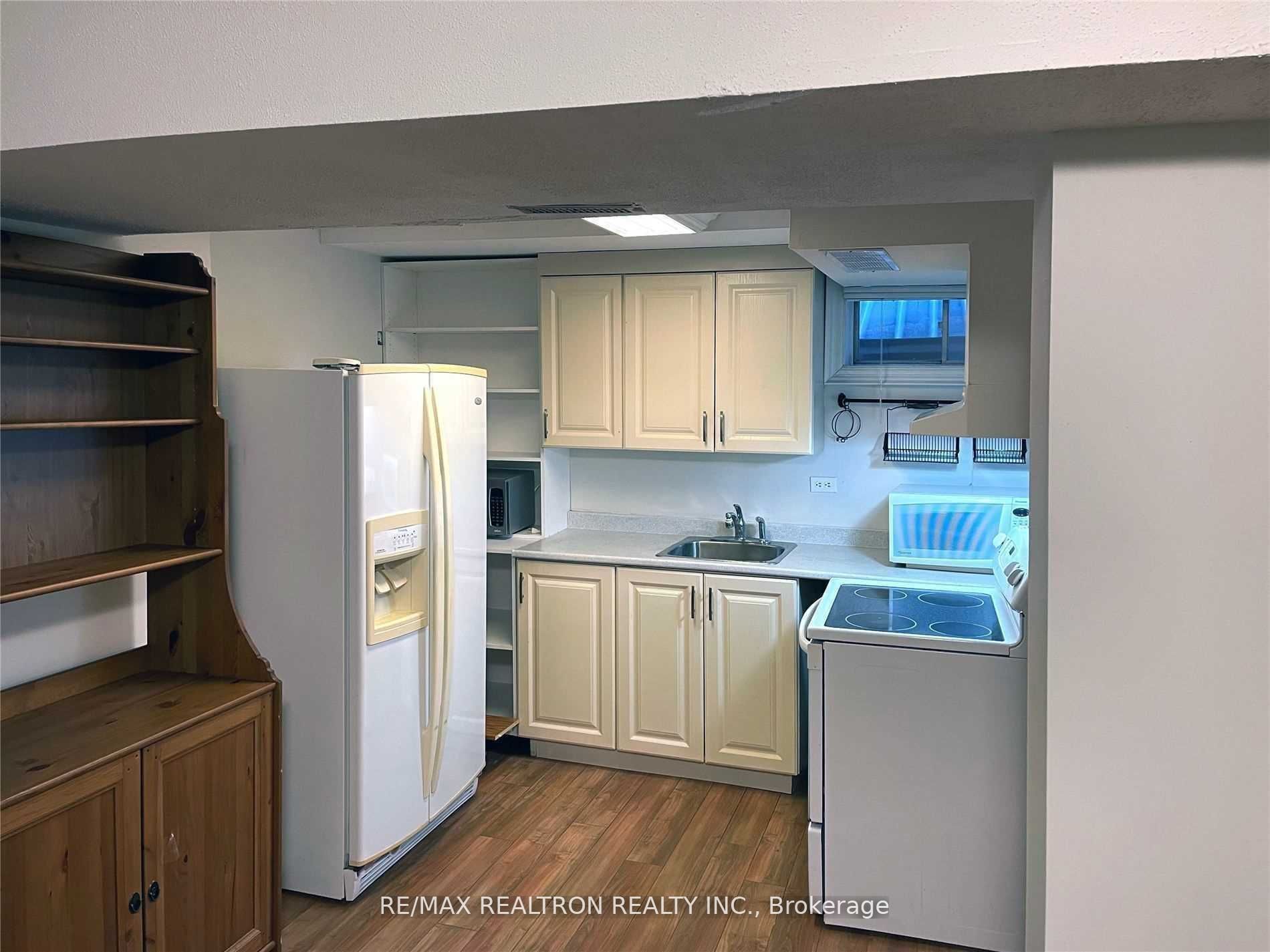 Unit Bsmt - 20 McNairn Court, Richmond Hill 4
