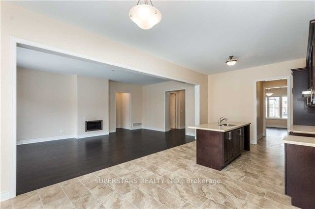 58 Ken Sinclair Crescent, Aurora 3