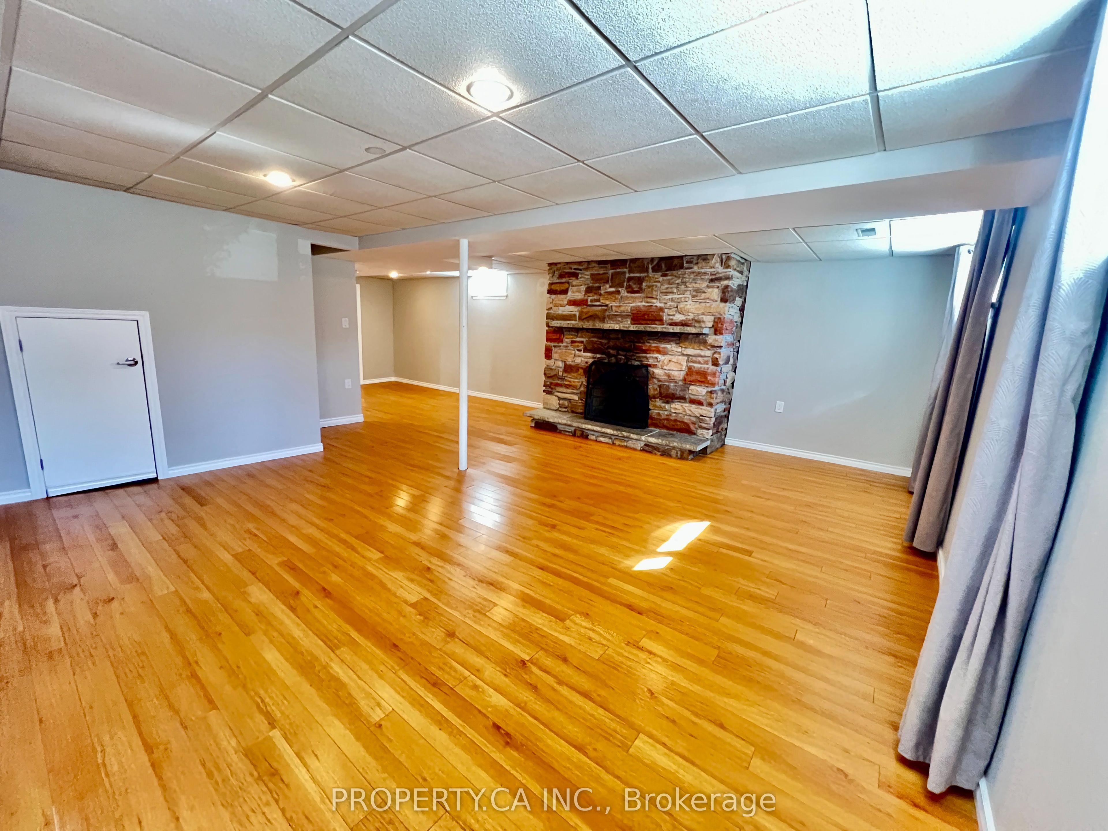Unit Lower - 205 Talbot Crescent, Newmarket 3
