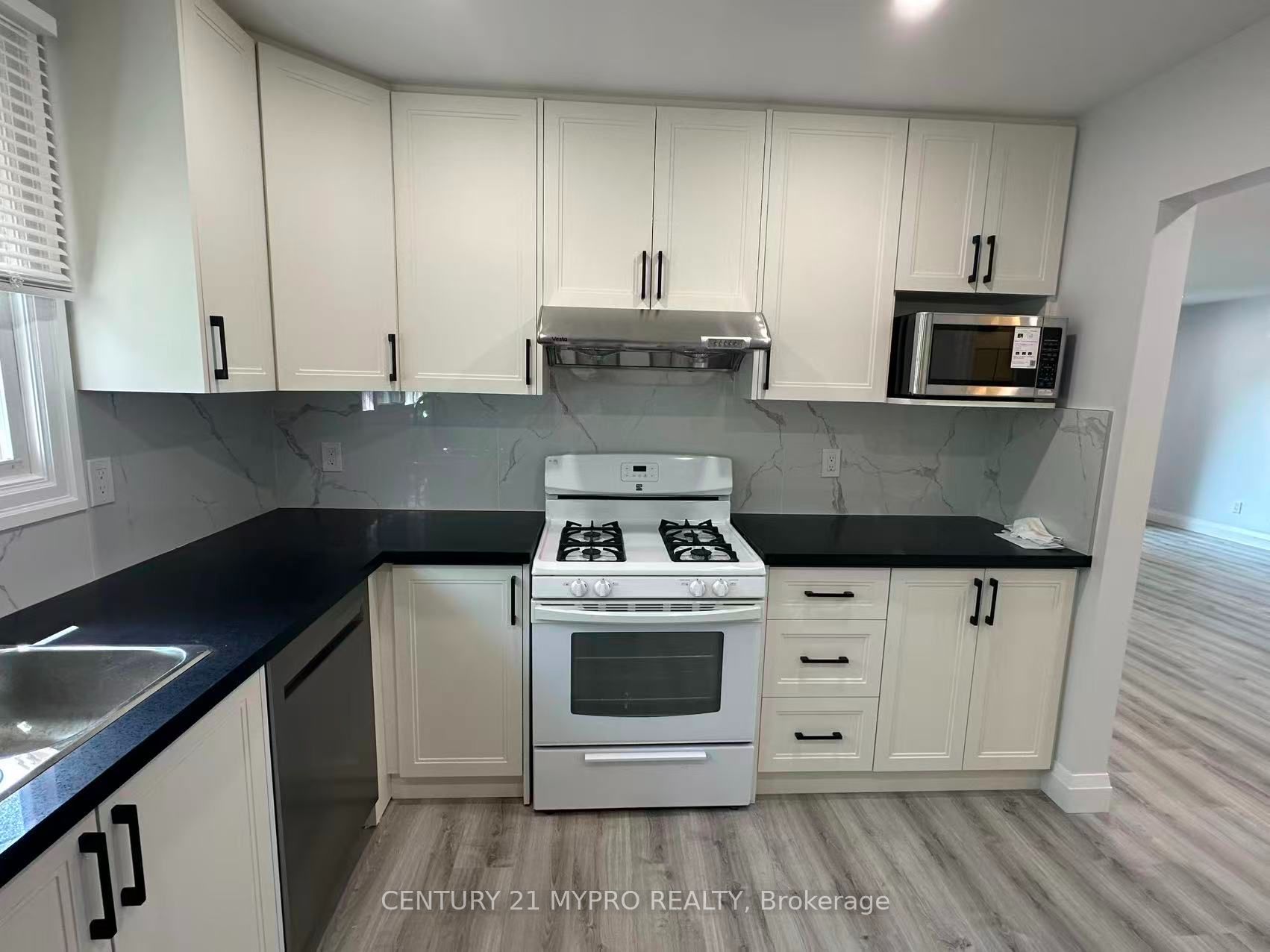 Unit Upper - 5 Chant Crescent, Markham 3