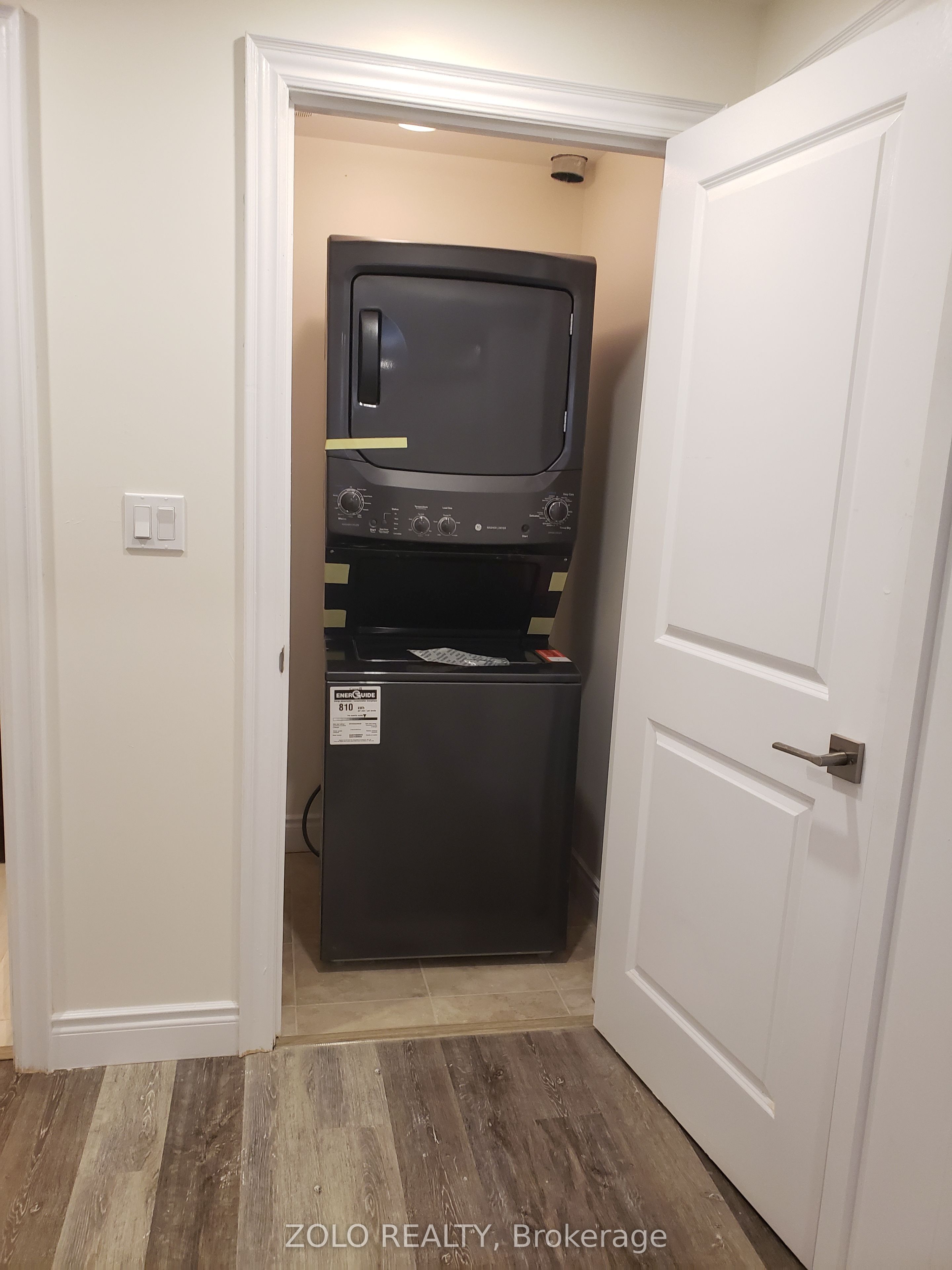 Unit Lower - 58 Gibson Circle, Bradford West Gwillimbury 5