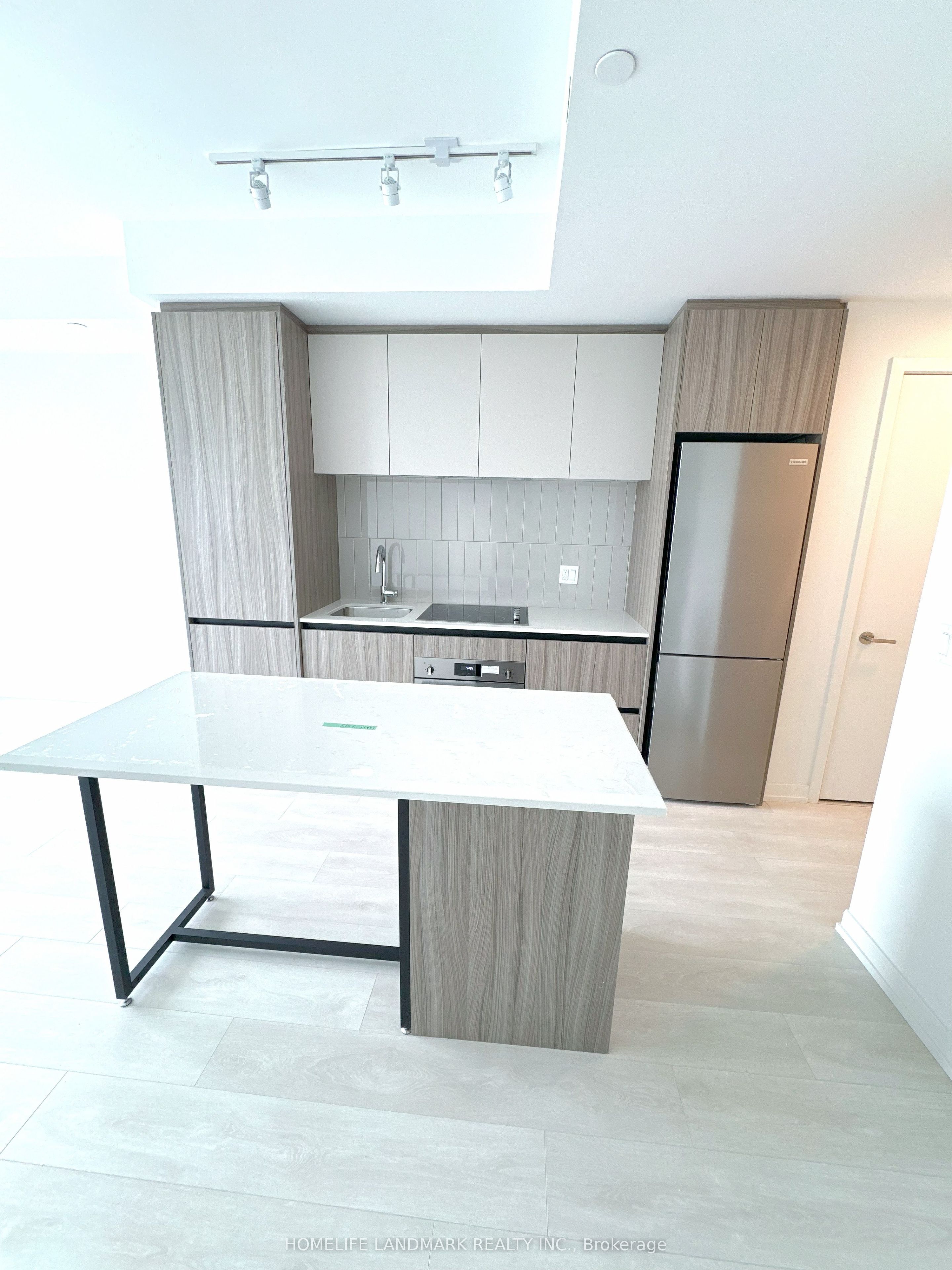 Unit 2312 - 7950 Bathurst Street, Vaughan 4