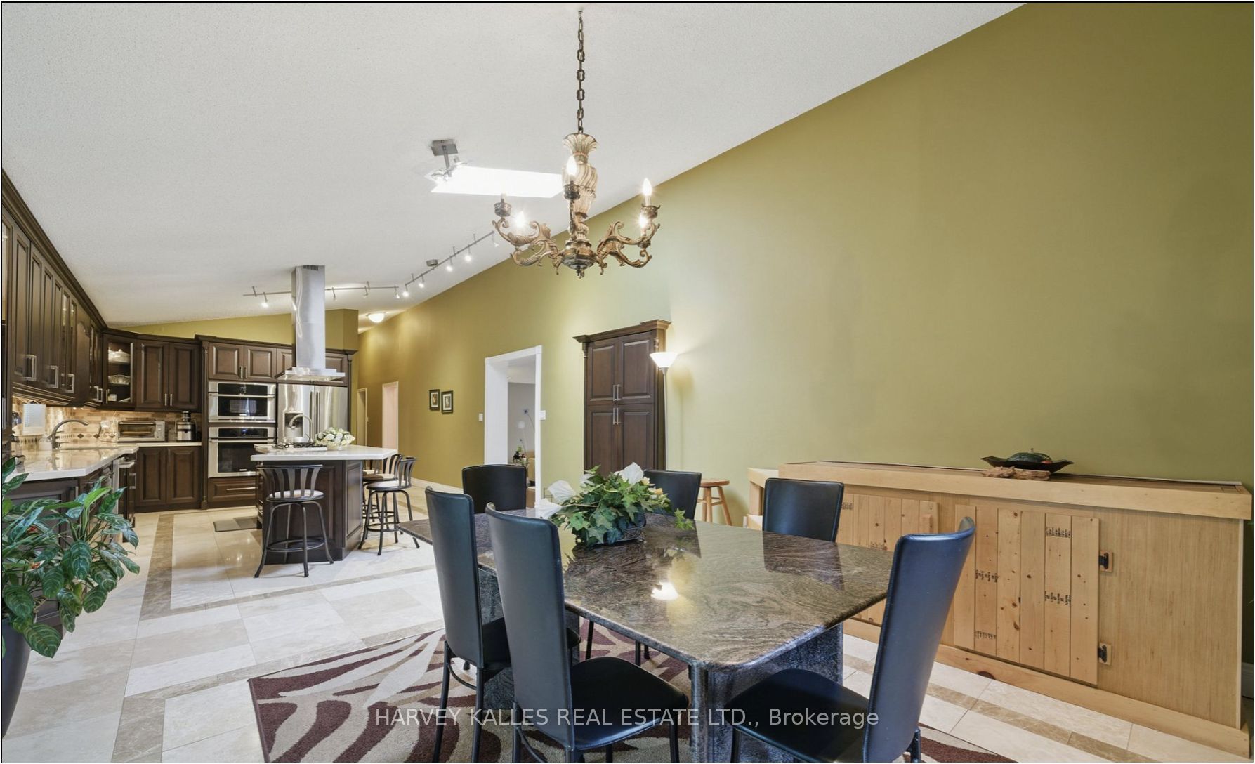 55 Denham Drive, Richmond Hill 5