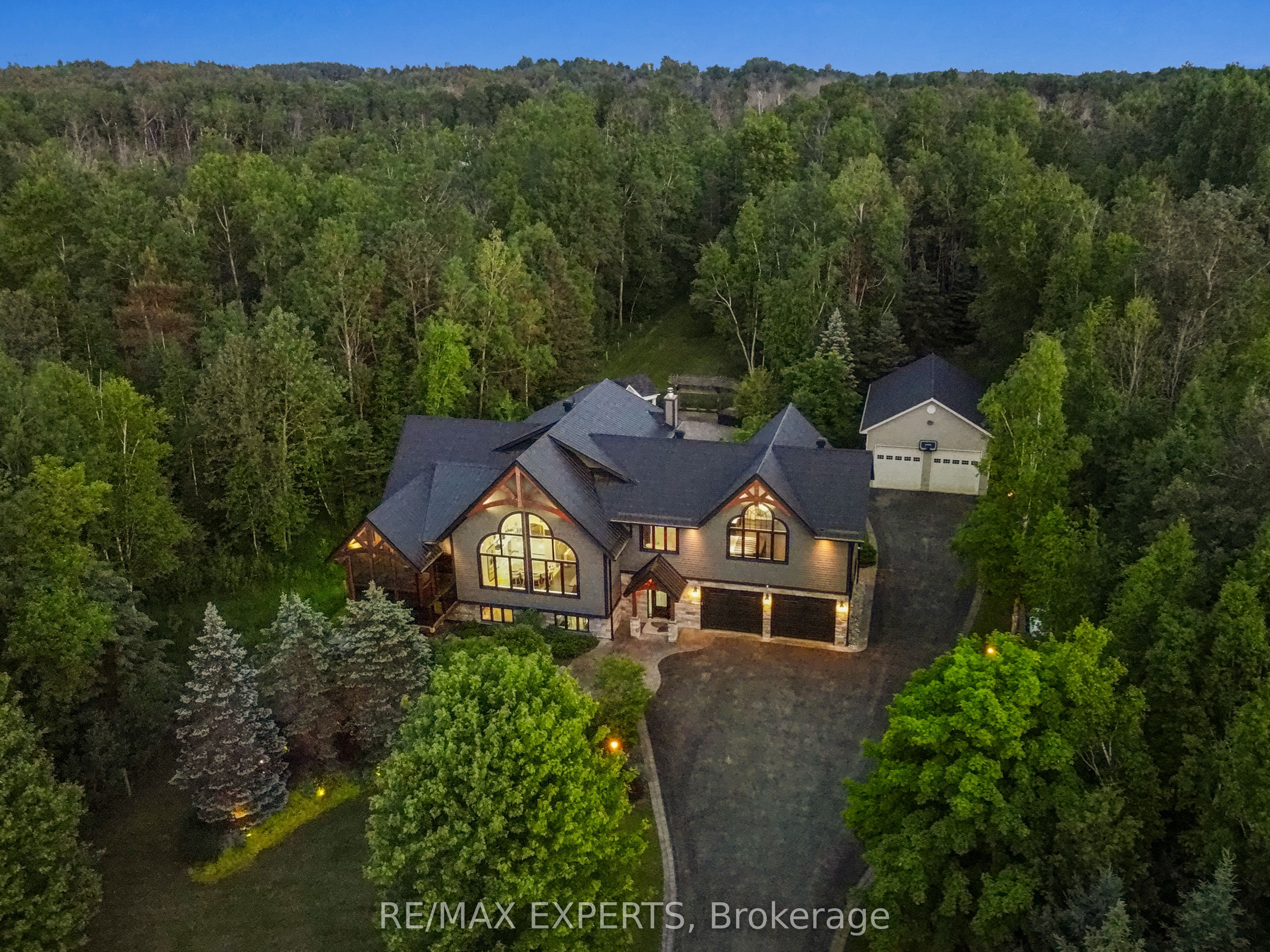 5409 25th Side Road E, Essa 1