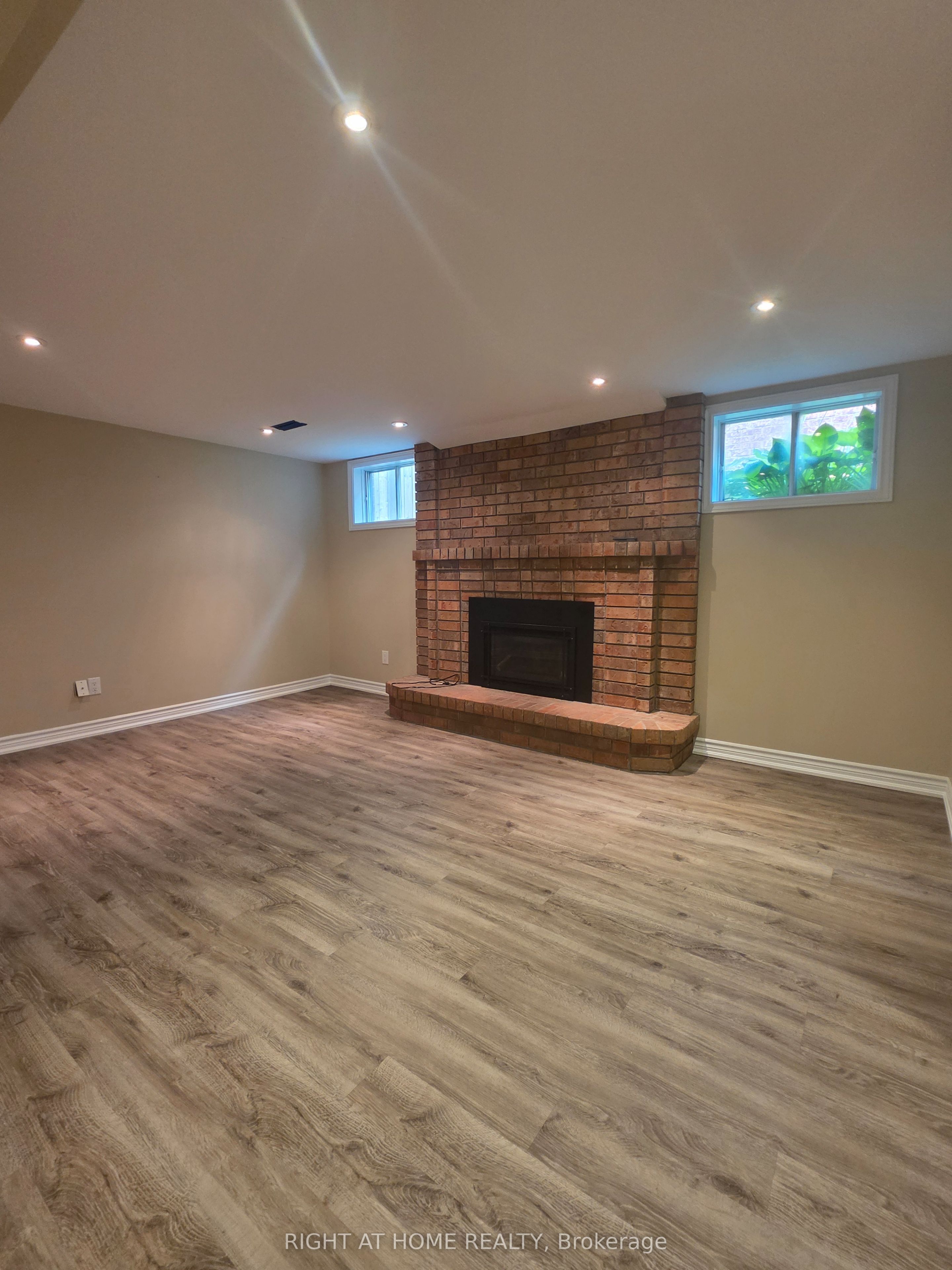 250 Hemlock Drive, Whitchurch-Stouffville 4