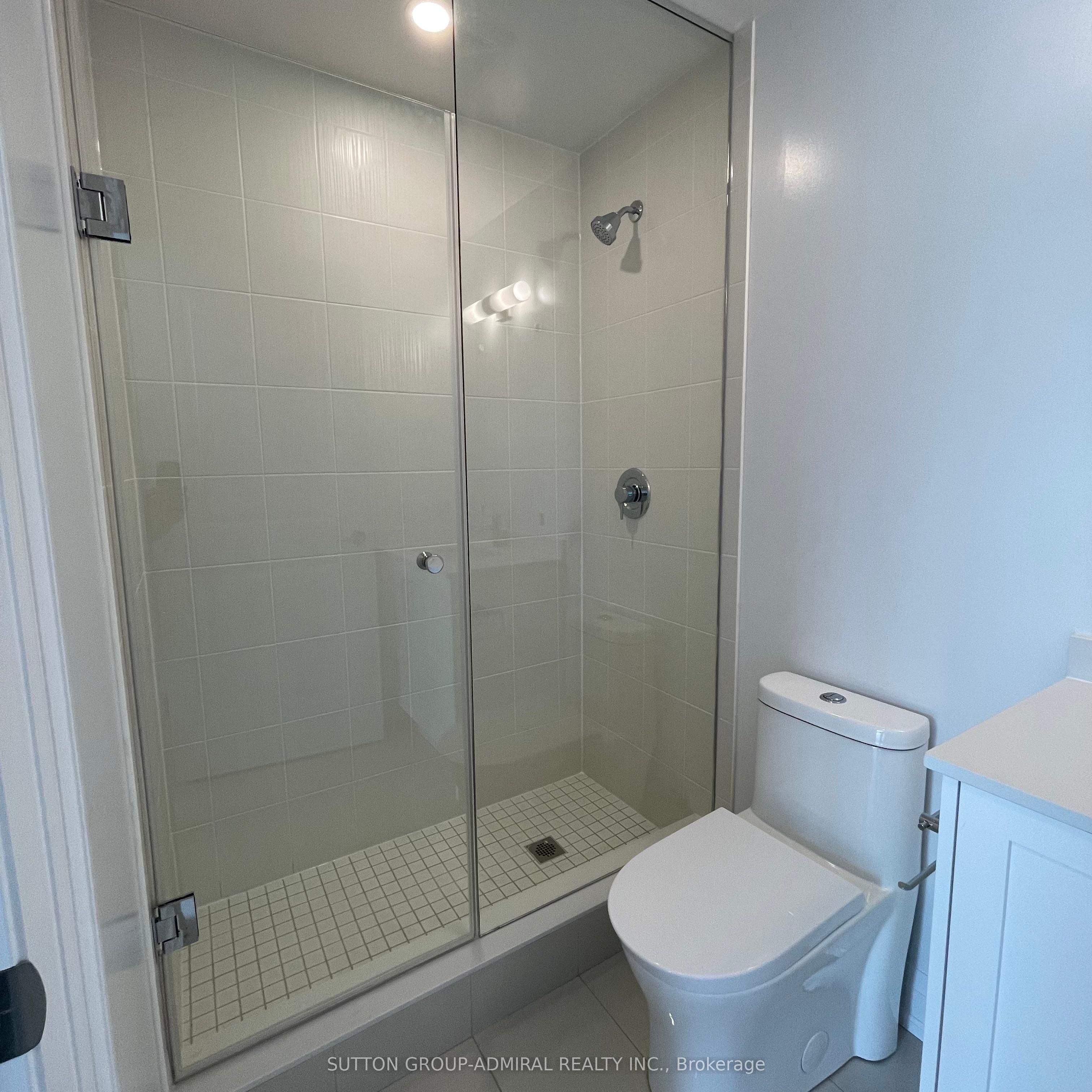 Unit 201 - 10 Gatineau Drive, Vaughan 5