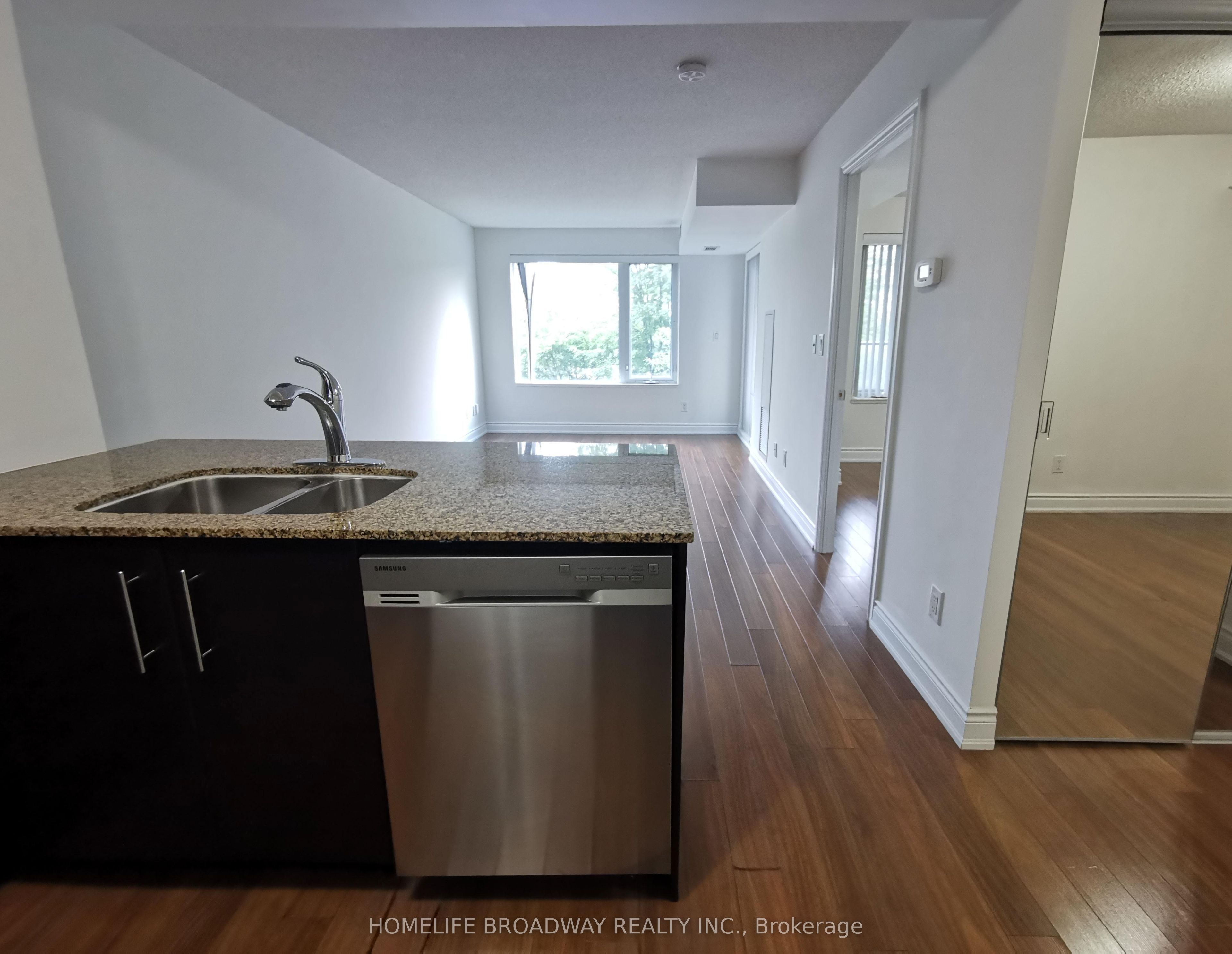 Unit 201 - 273 South Park Road, Markham 5