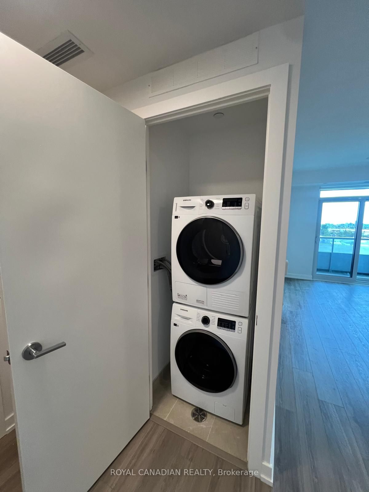 Unit 613 - 21 Meadowvale Road, Vaughan 5