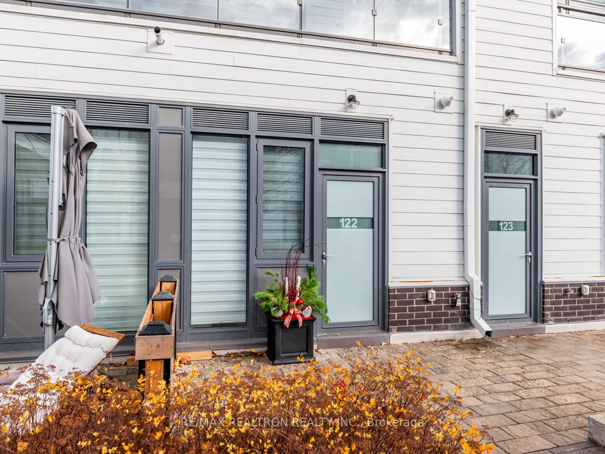 Unit 122 - 317 Broward Way, Innisfil 2