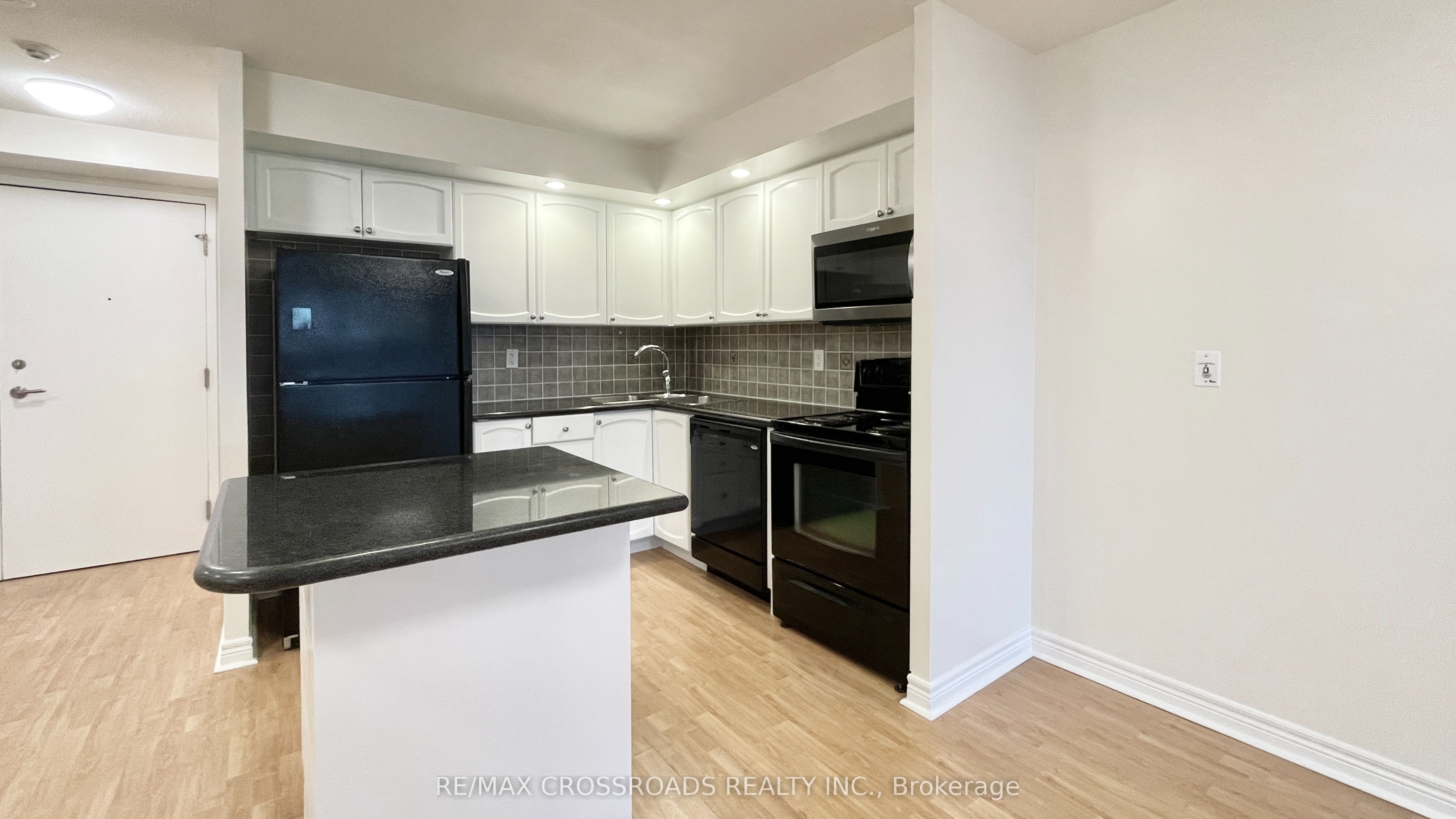 Unit 607 - 33 Cox Boulevard, Markham 4